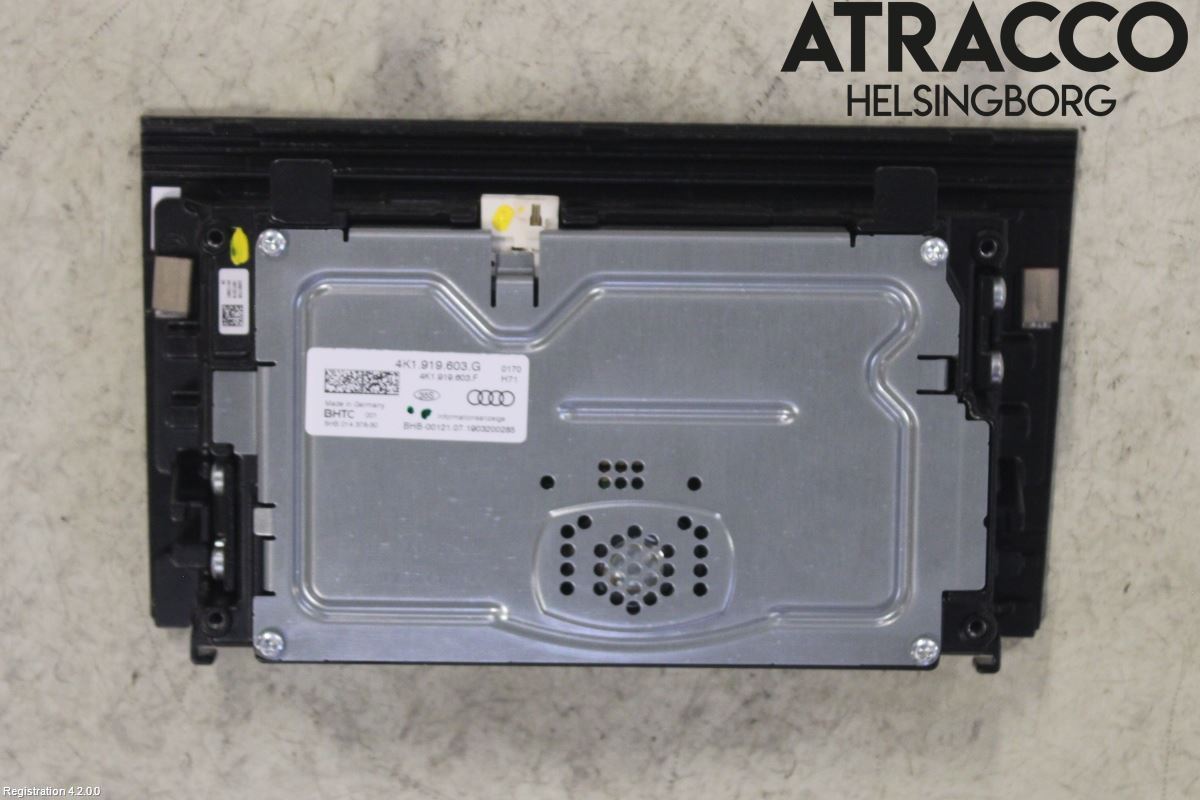 Audi A6 F2/C8 19- Multifunktionsdisplay