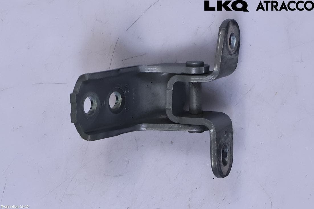 Toyota AURIS 13-19 Dörrgångjärn