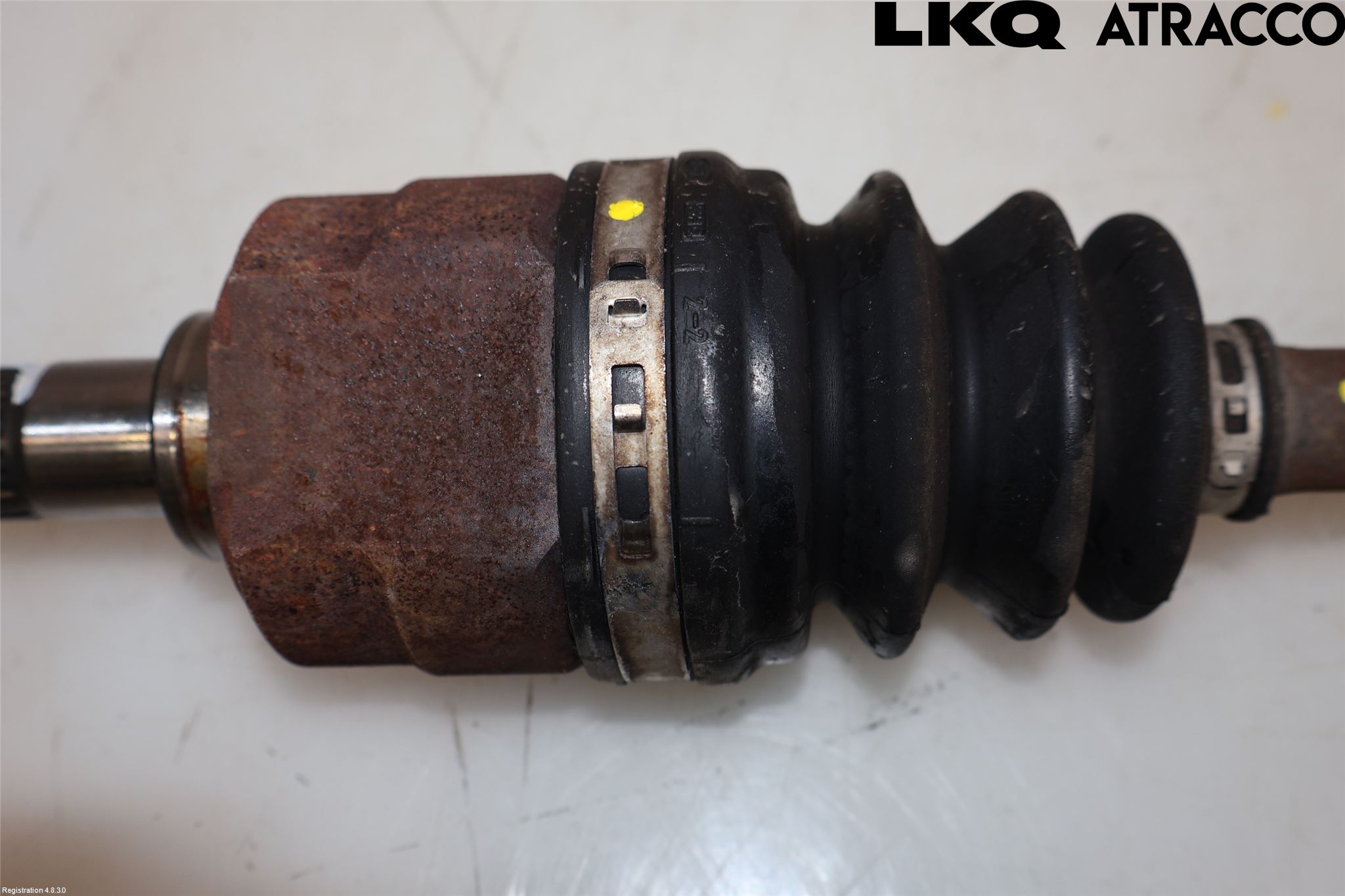 Hyundai ix20 Drivaxel Fram Vänster