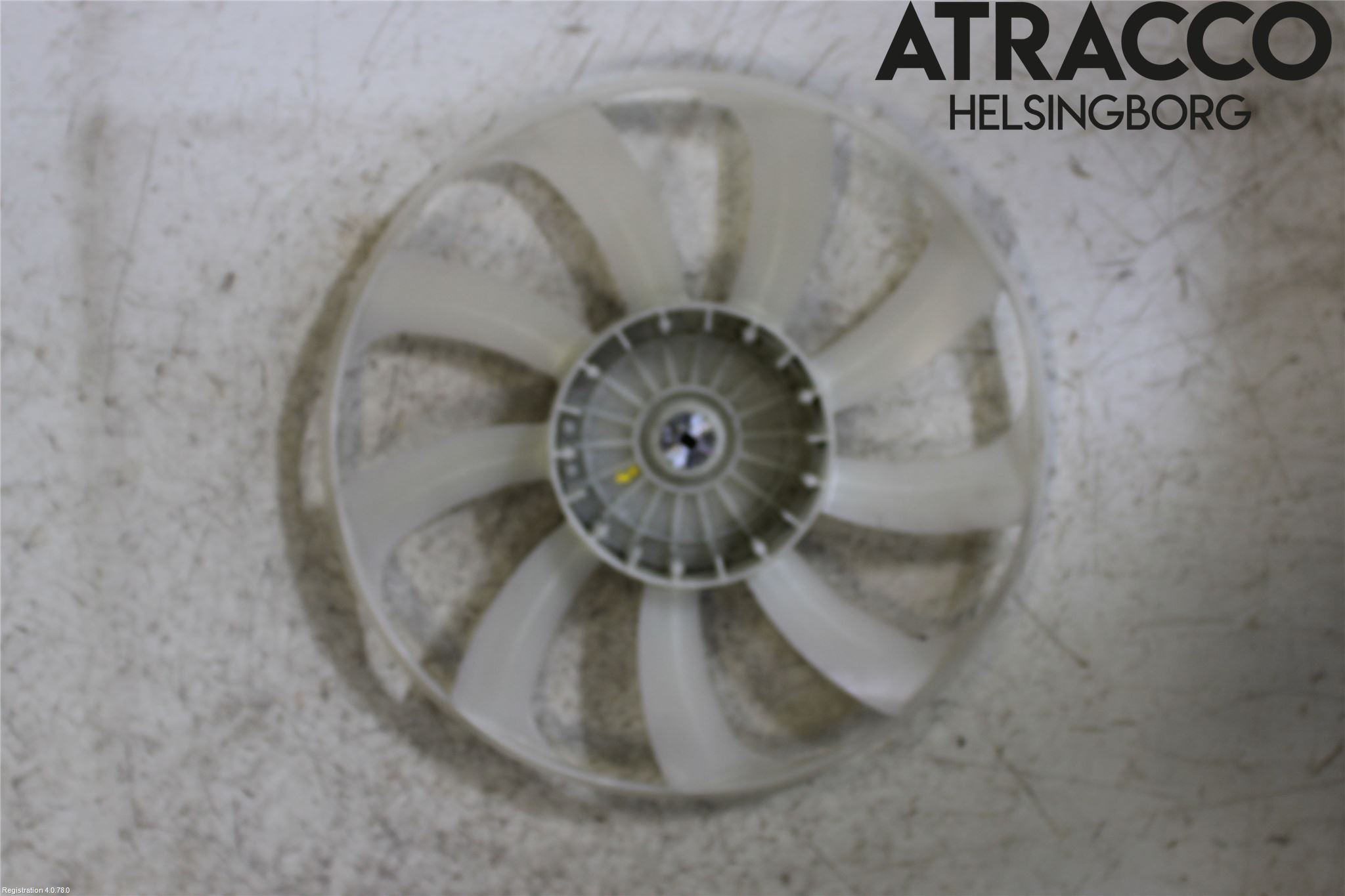 Toyota COROLLA 19- Kylfläkt-Vinge