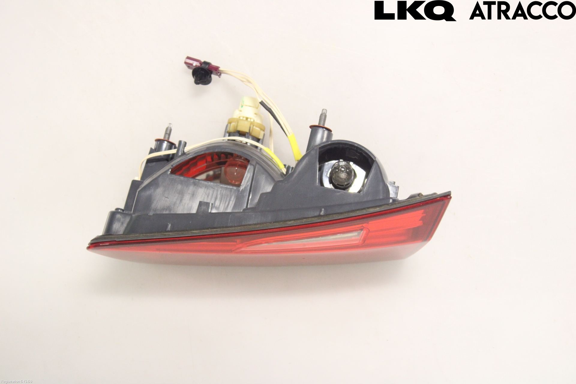 BMW 5 F10/F11/F18 09-17 Bakljus Lucka Hö