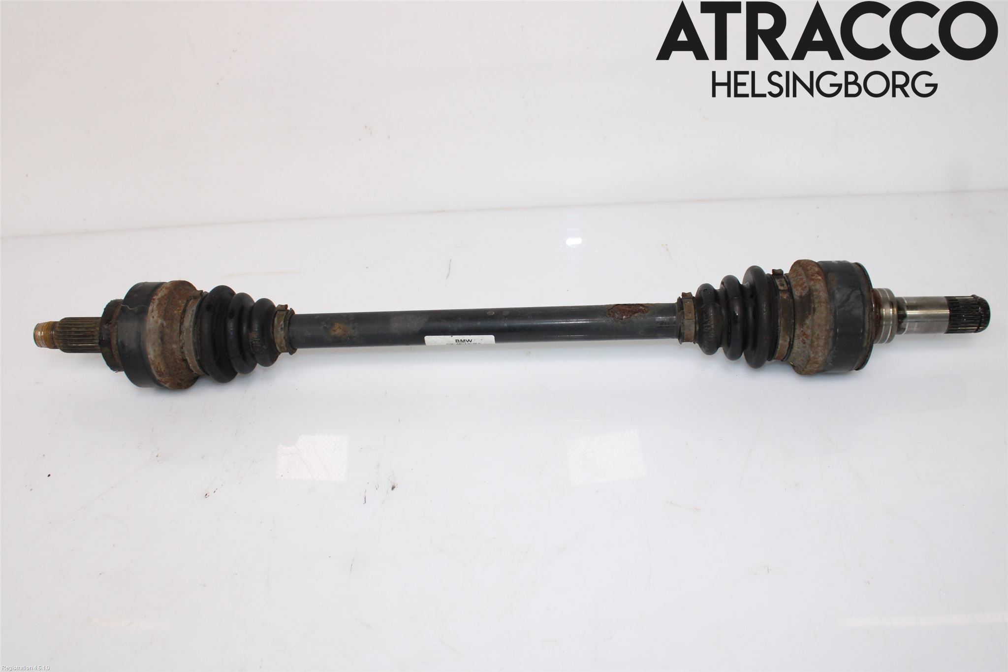 BMW 1 F20/F21 11-19 Drivaxel Bak Vänster