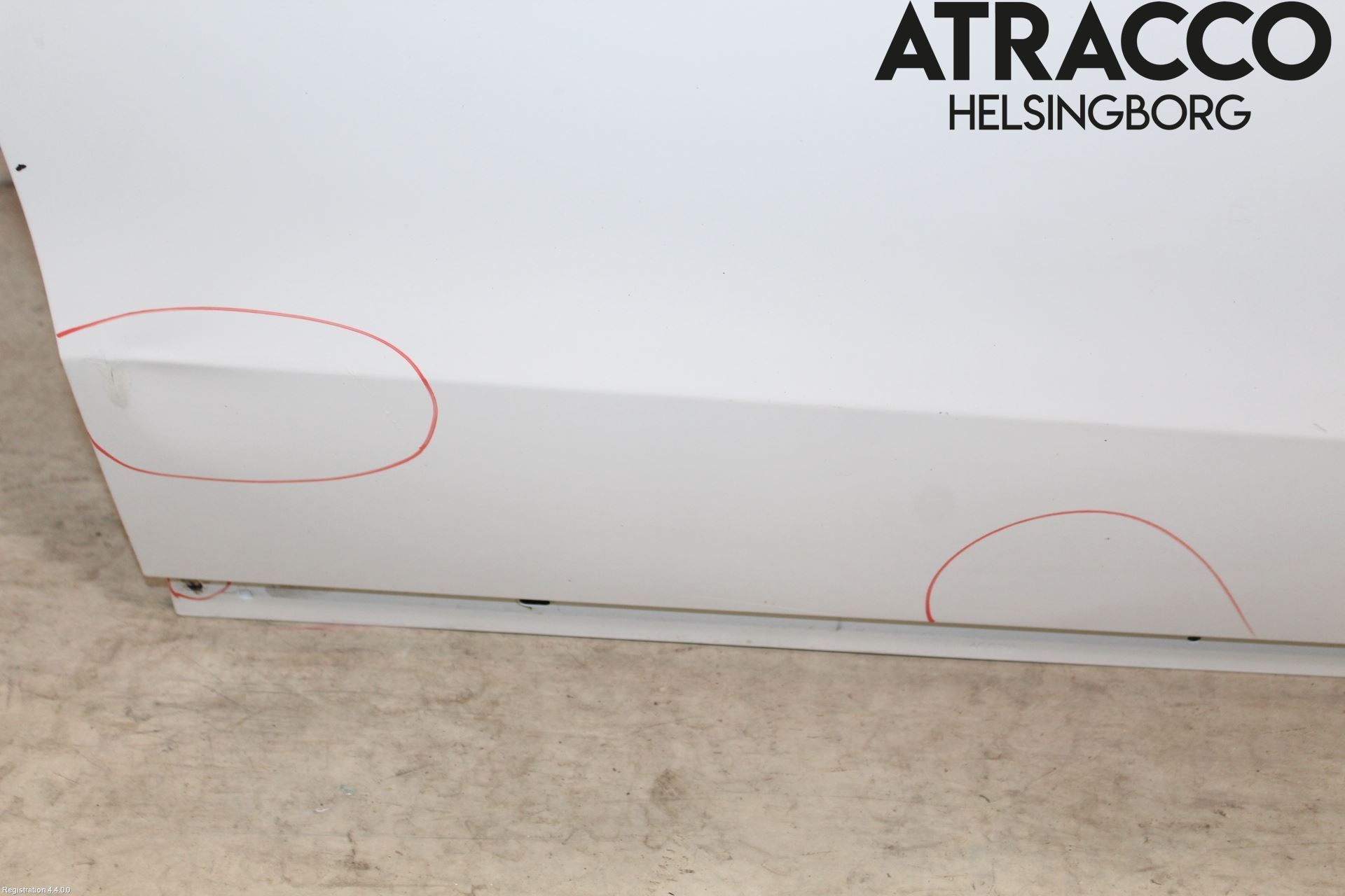 Volkswagen VW PASSAT 11-14 Dörr Fram Höger