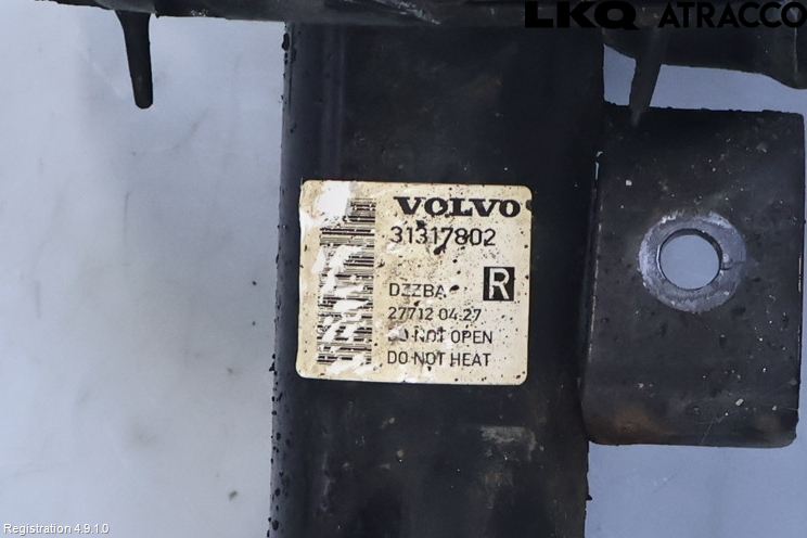 Volvo XC70 08-13 Fjäderben Fram Höger