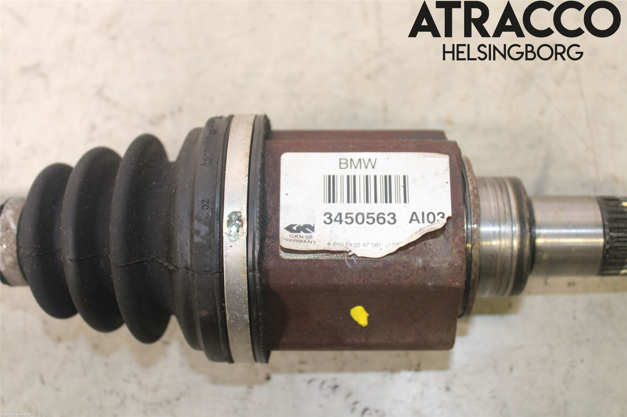 BMW X3 E83     03-10 Drivaxel Fram Vänster