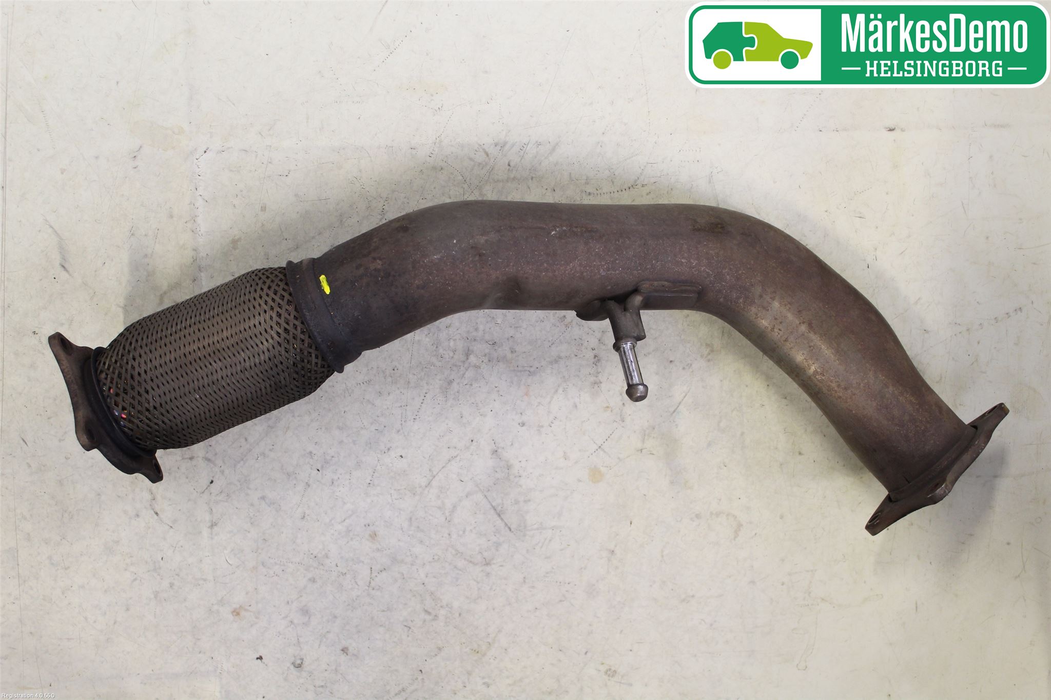 Audi Q5 09-16 Avgas Främre Rör