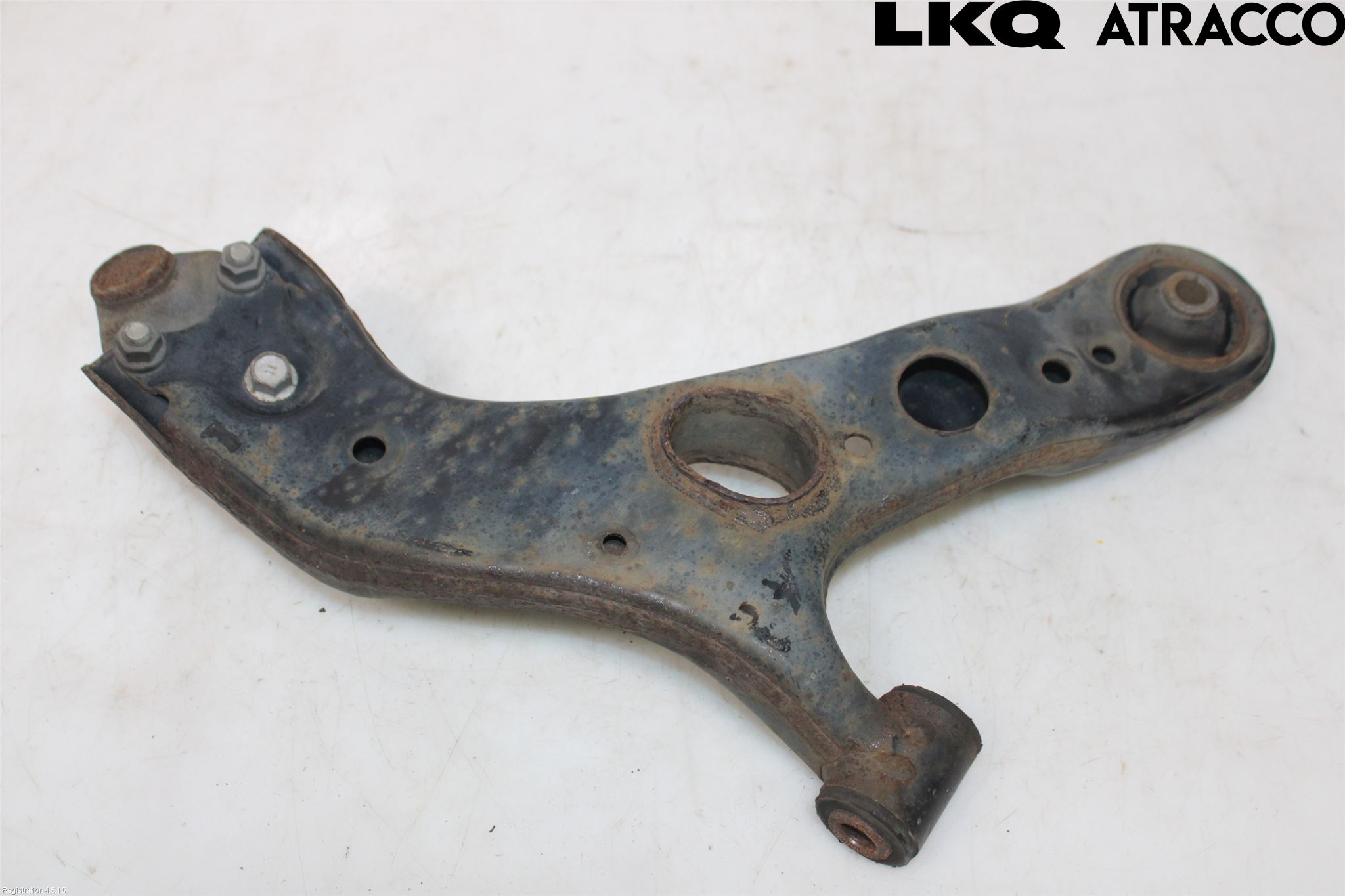 Toyota RAV4 13-18 Bärarm Fram Undre Vä