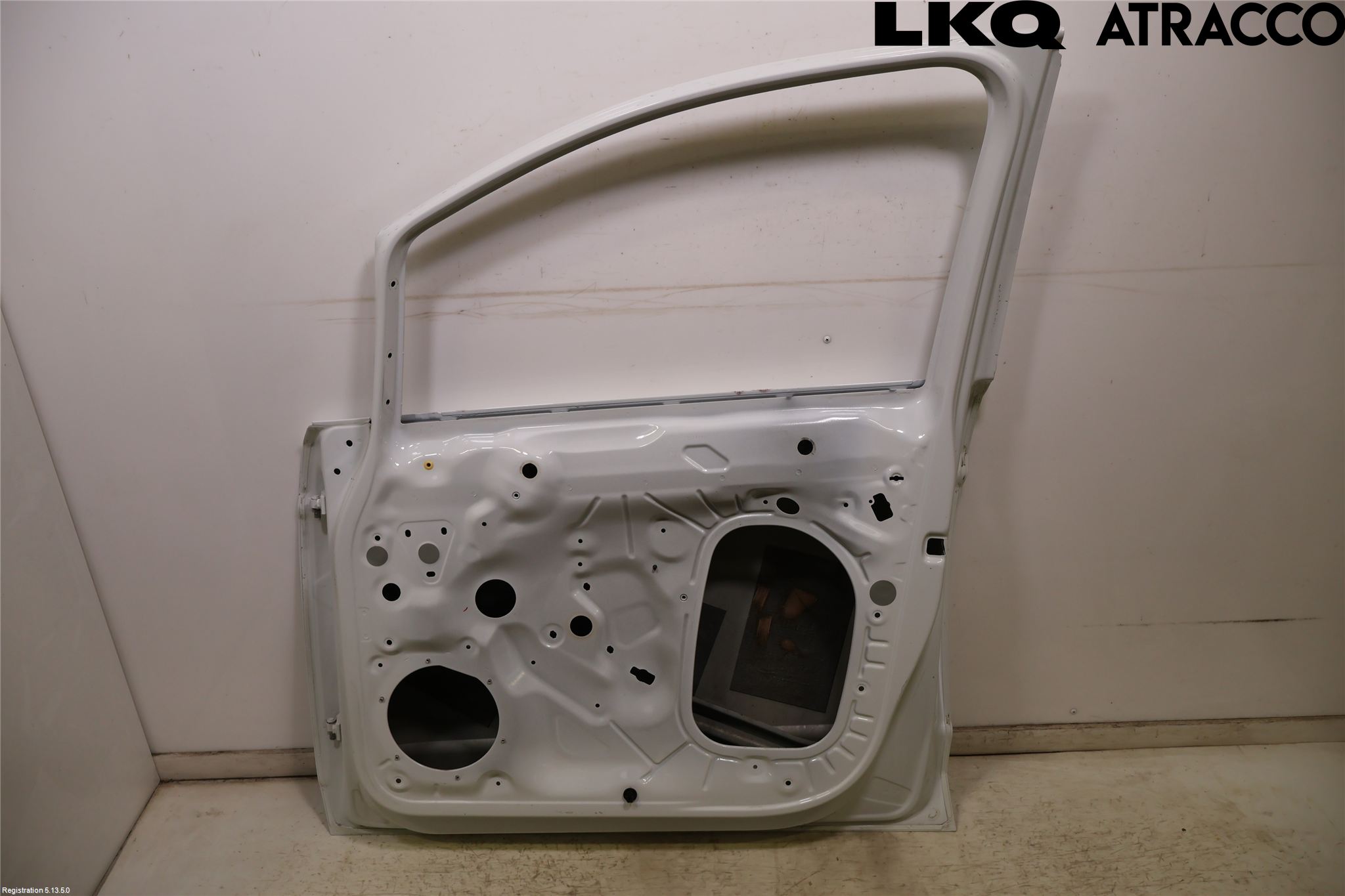 Volkswagen VW TOURAN 16- Dörr Fram Höger