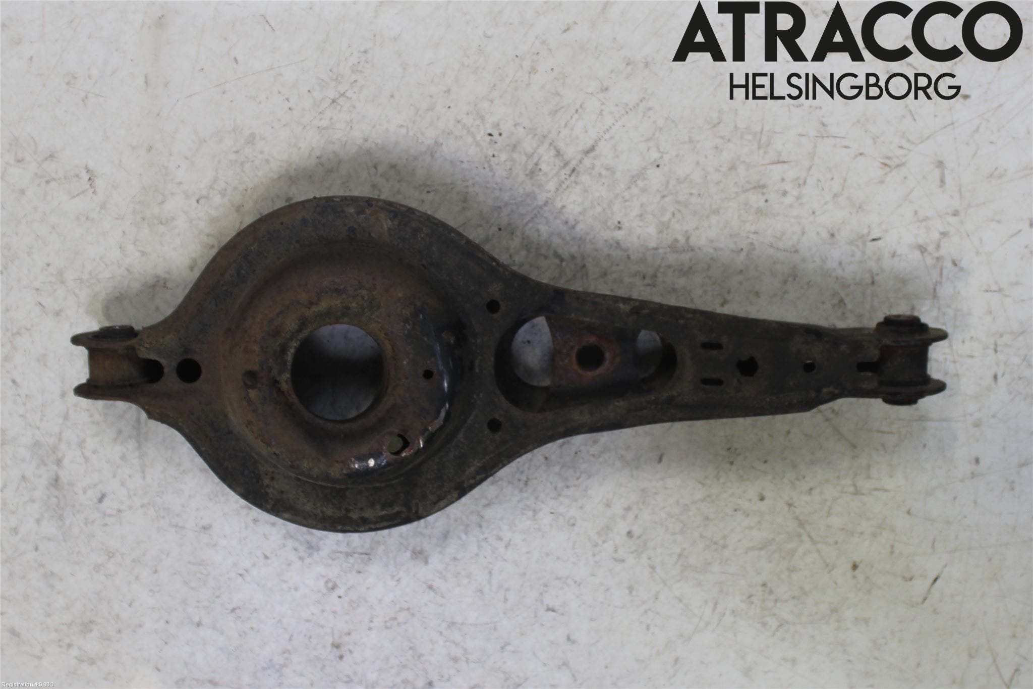 Ford FOCUS 15-18 Bärarm Bak Höger