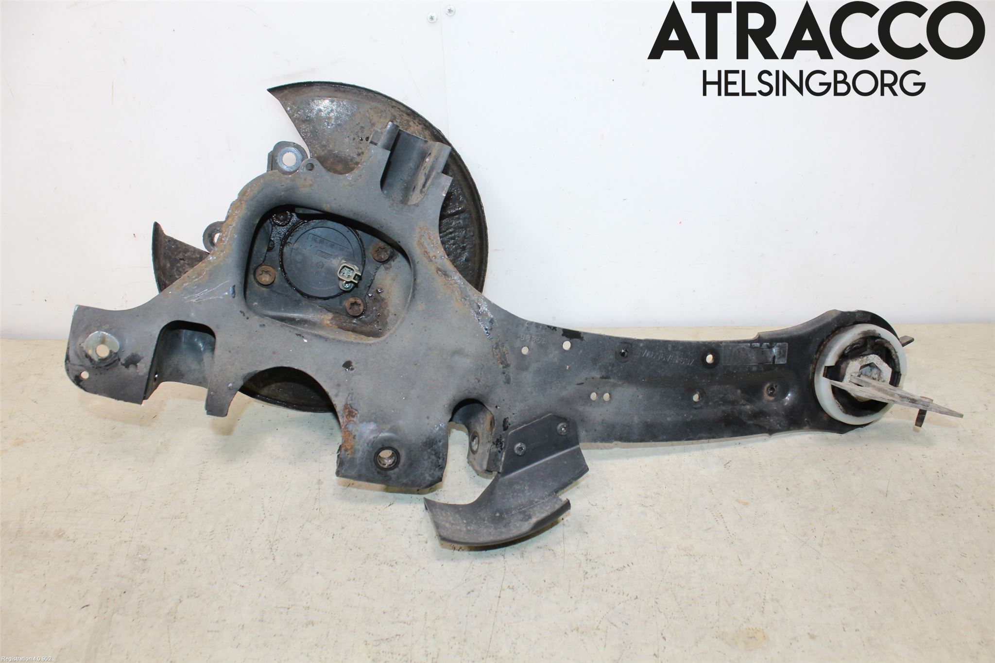 Volvo S60 CROSS COUNTRY 16-19 Bärarm Bak Vänster