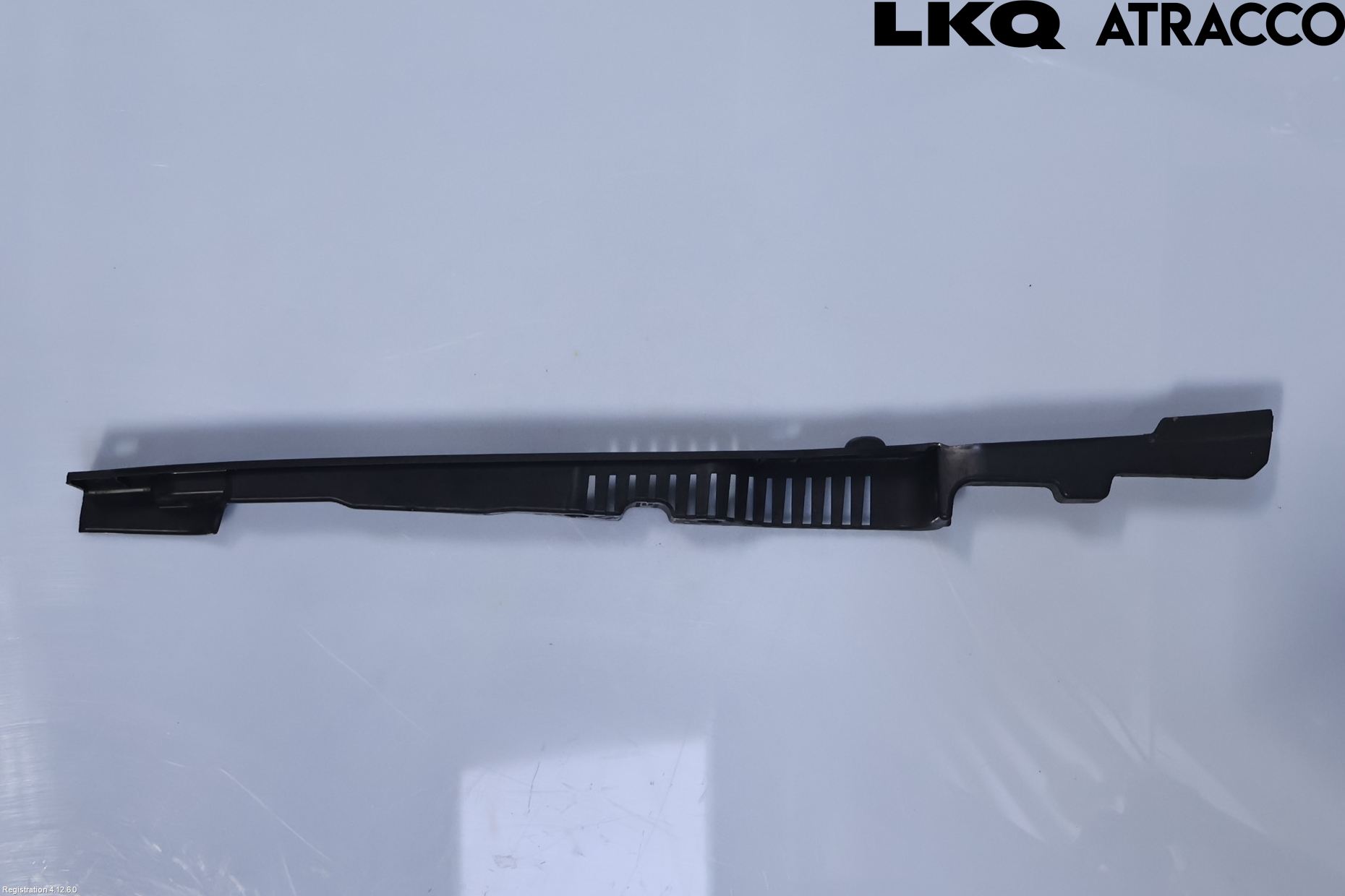 Volvo V60 19- Torpedplåt-Torpedplast