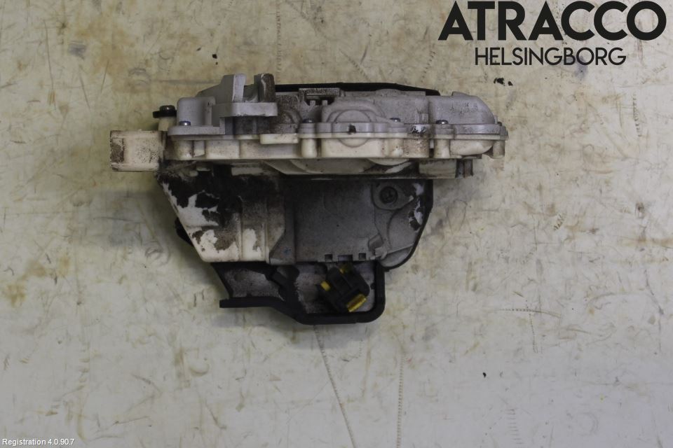Audi A6/S6     05-11 Centrallåsmotor Vänster