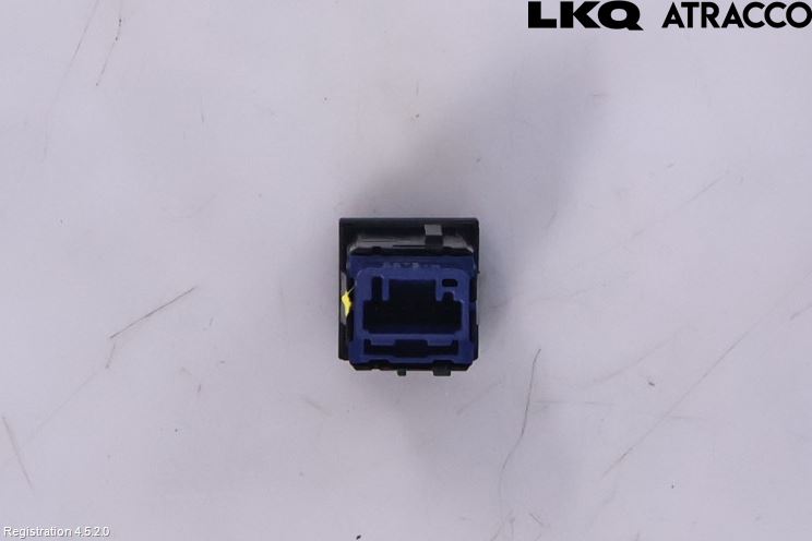 Toyota RAV4 19- Strömställare Elruta