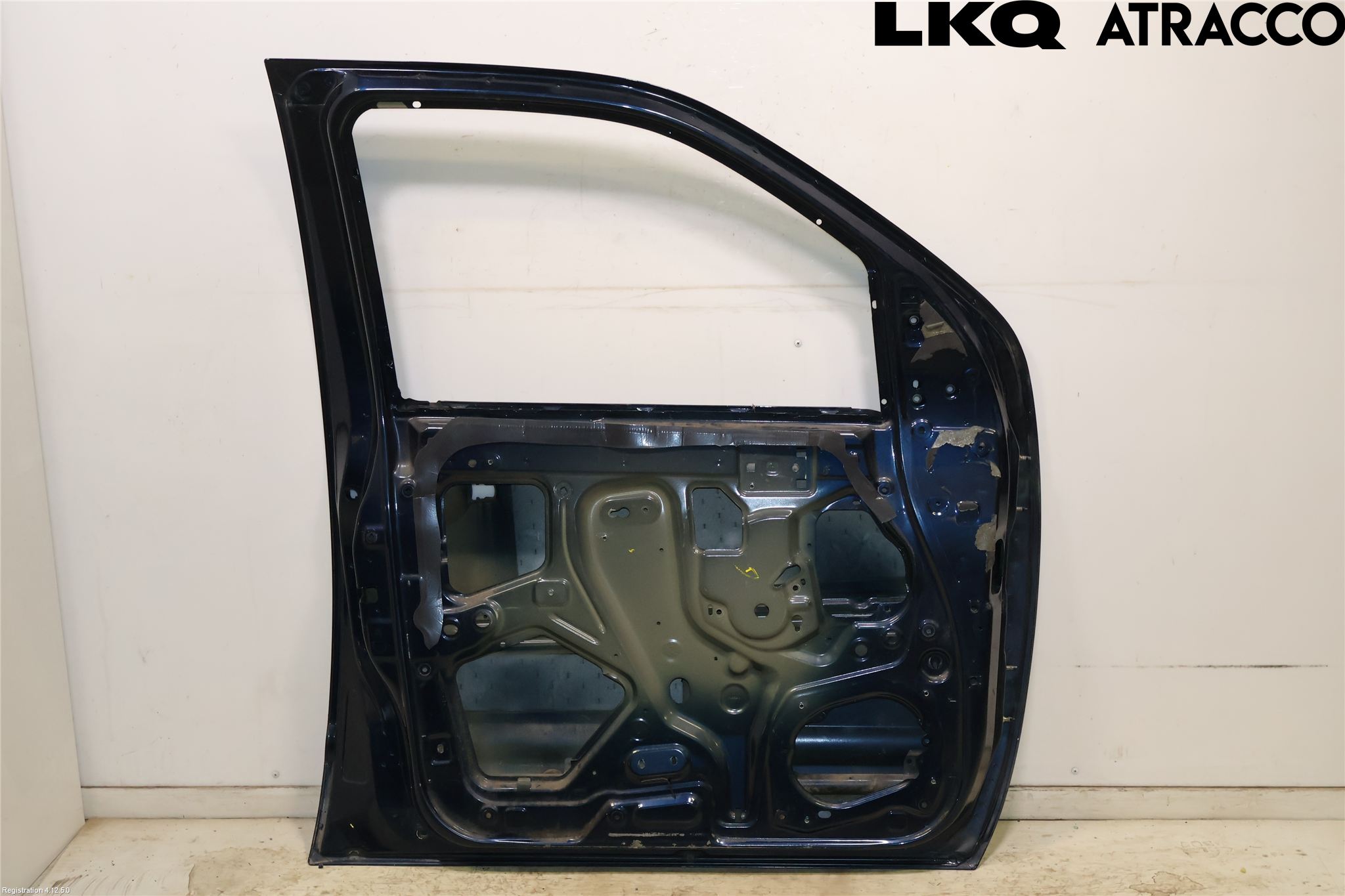 Nissan NAVARA 05-16 Dörr Fram Vänster