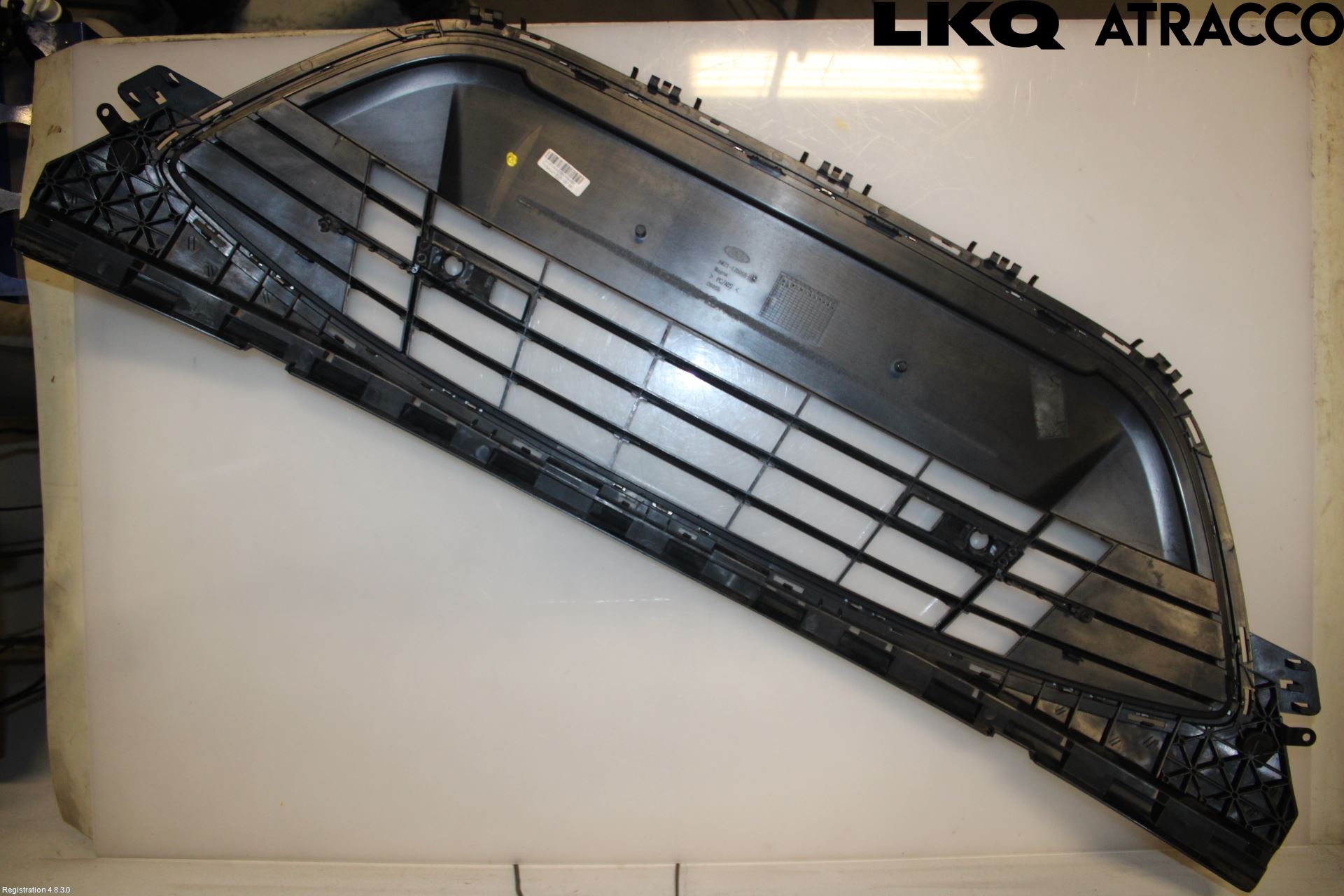 Ford S-MAX 06-15 Grilldel Mitt