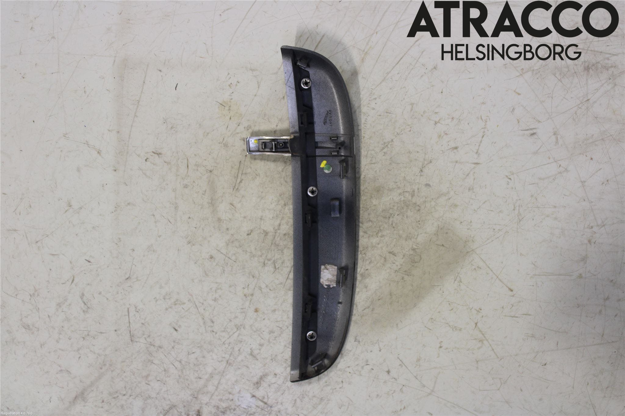 Jaguar XF 08-15 List Framskärm Vä