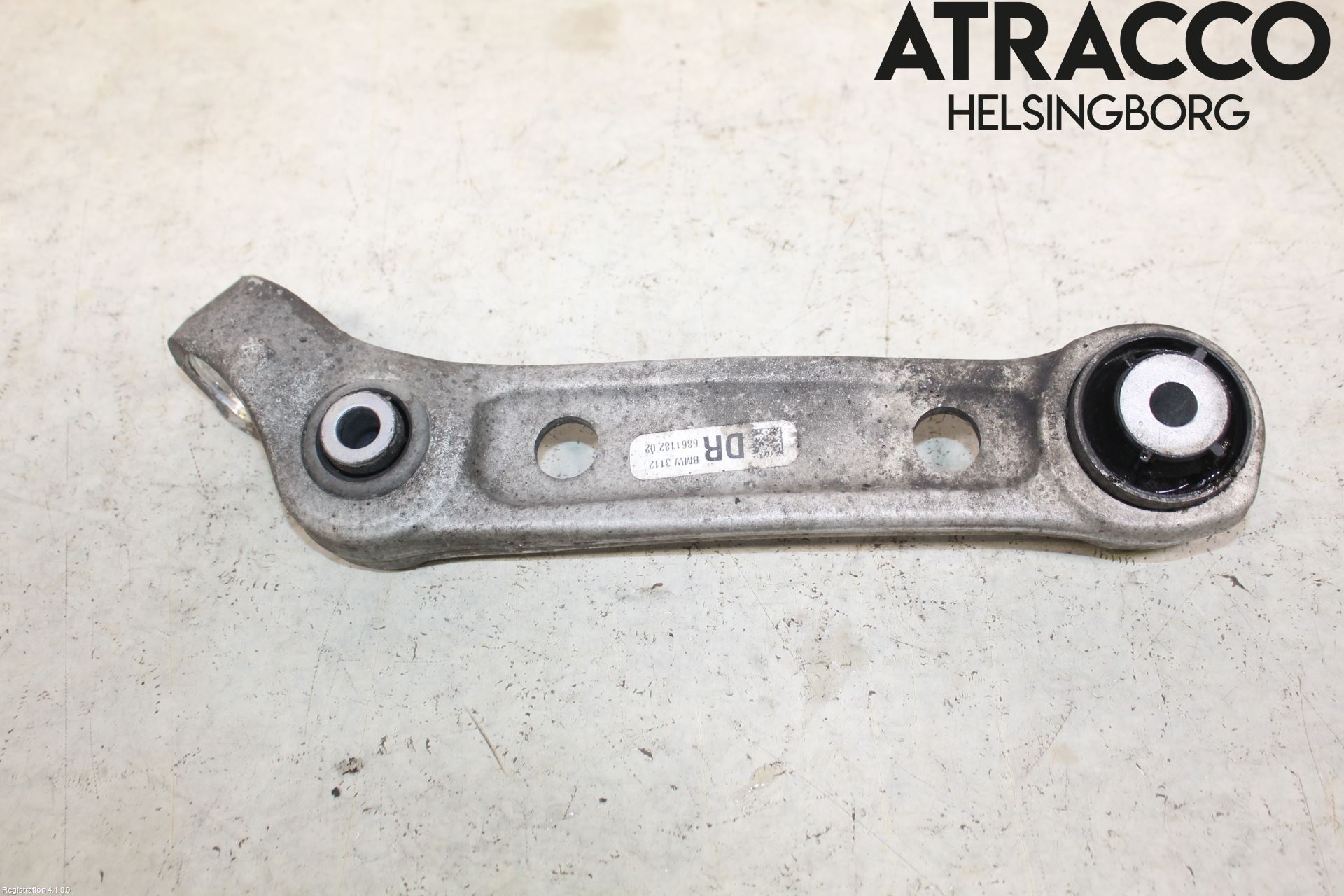 BMW 5 G30/G31/F90 17-23 Bärarm Fram Undre Hö