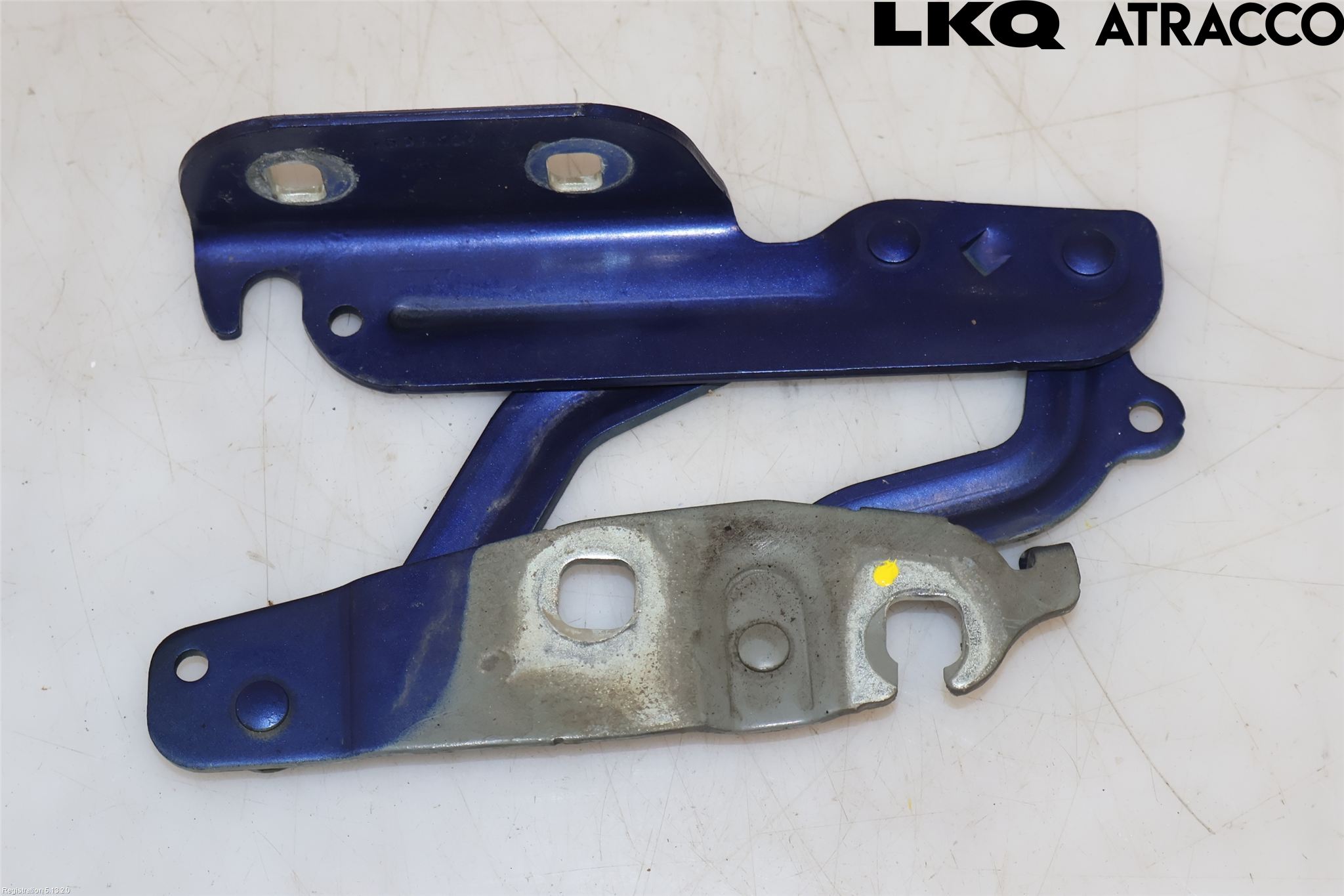 Ford FIESTA 13-17 Huvgångjärn