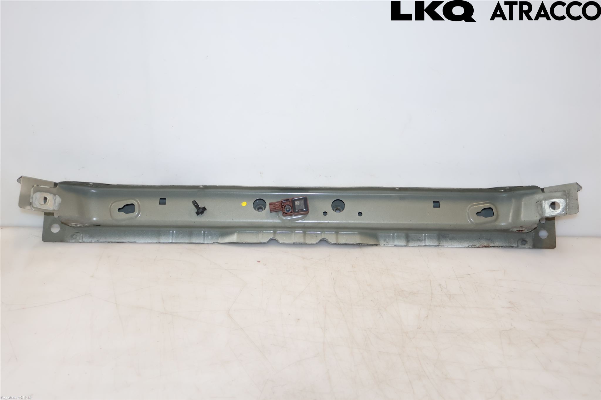 Opel INSIGNIA 09-16 Front Huvlåsplåt-Balk