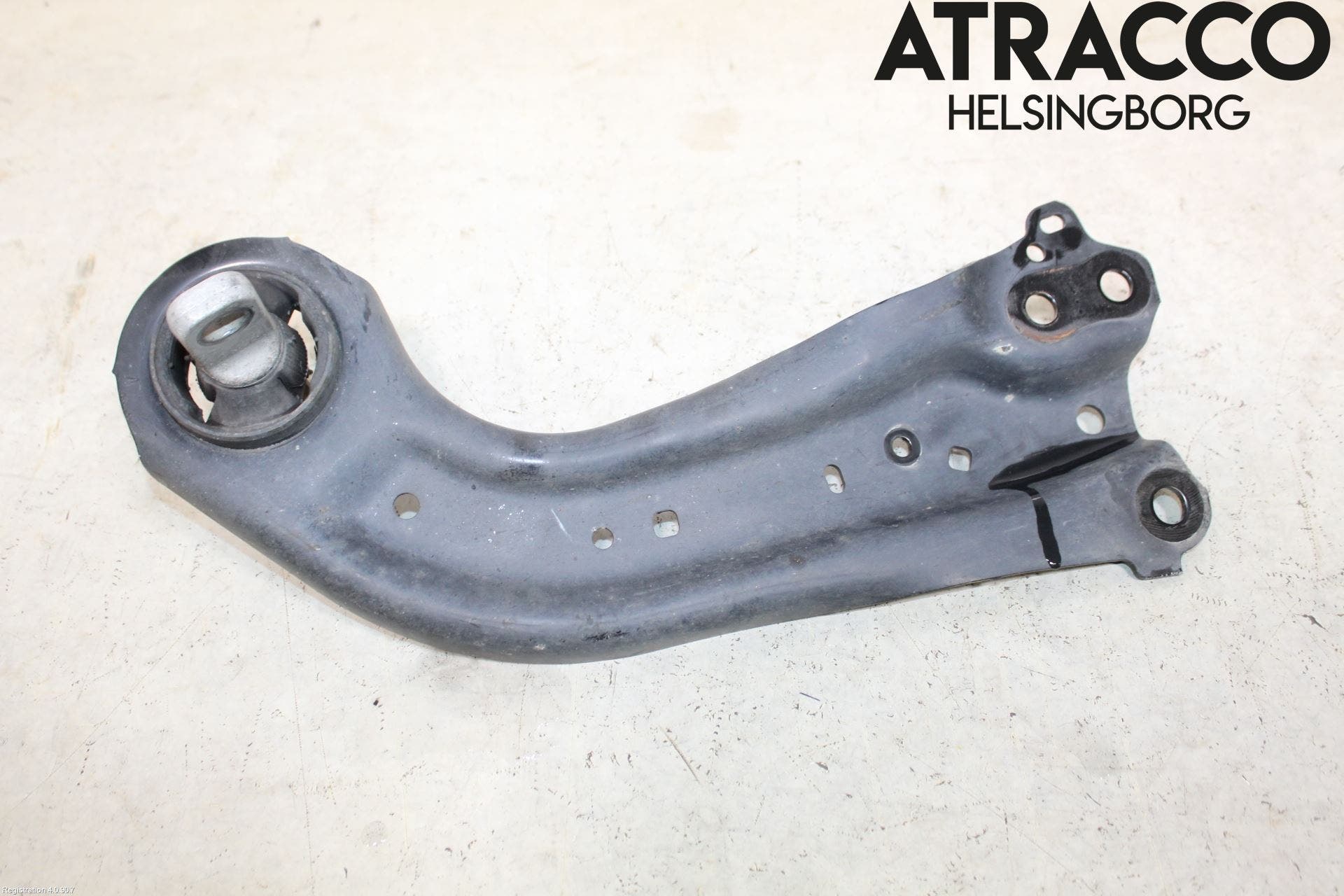 Toyota RAV4 19- Bärarm Bak Vänster