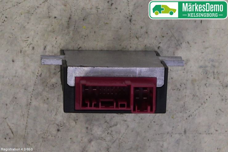 BMW 5 F10/F11/F18 09-17 Styrenhet Bränslepump
