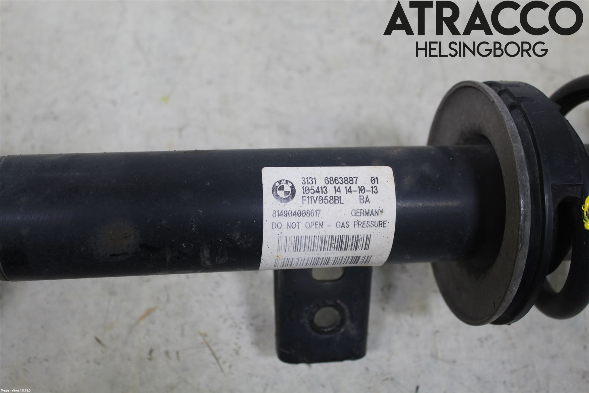 BMW 5 F10/F11/F18 09-17 Fjäderben Fram Vänster