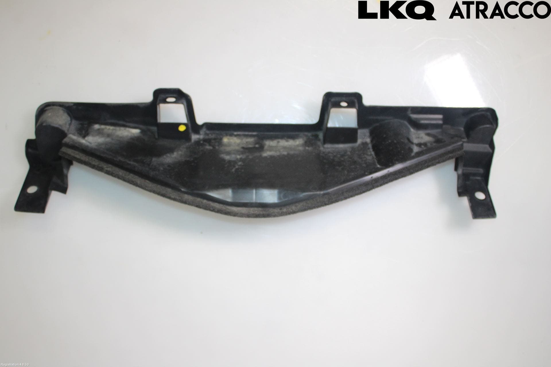 Toyota YARIS XP130 12-14 Deflektor Plåt-Plast Kylning