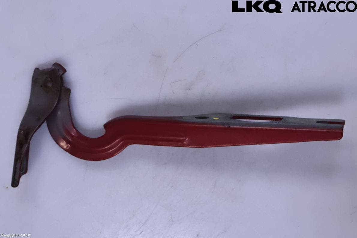 Volkswagen VW GOLF SPORTSVAN 15-20 Huvgångjärn