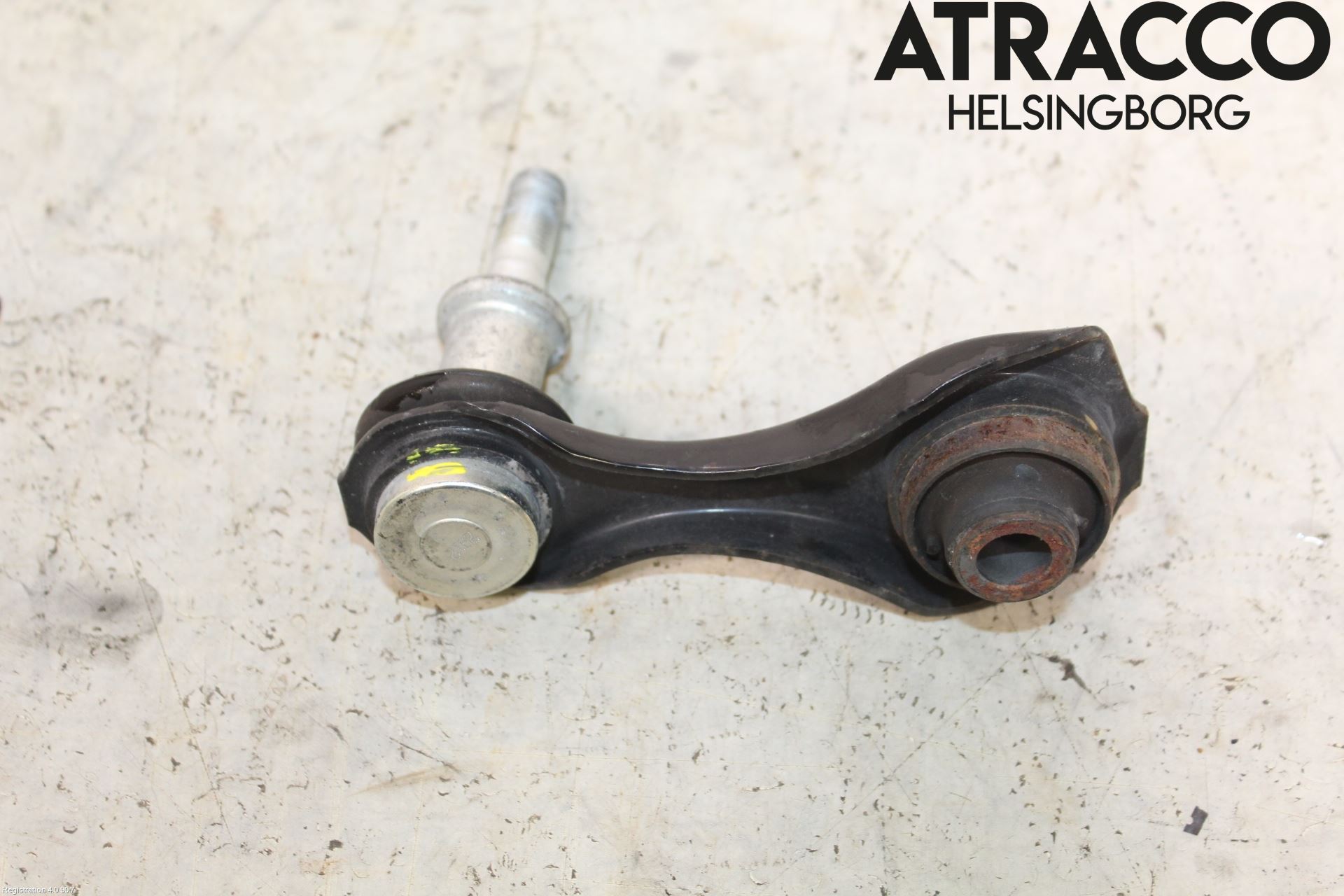 Toyota COROLLA CROSS XG10 22- Krängningshämmarstag Bak