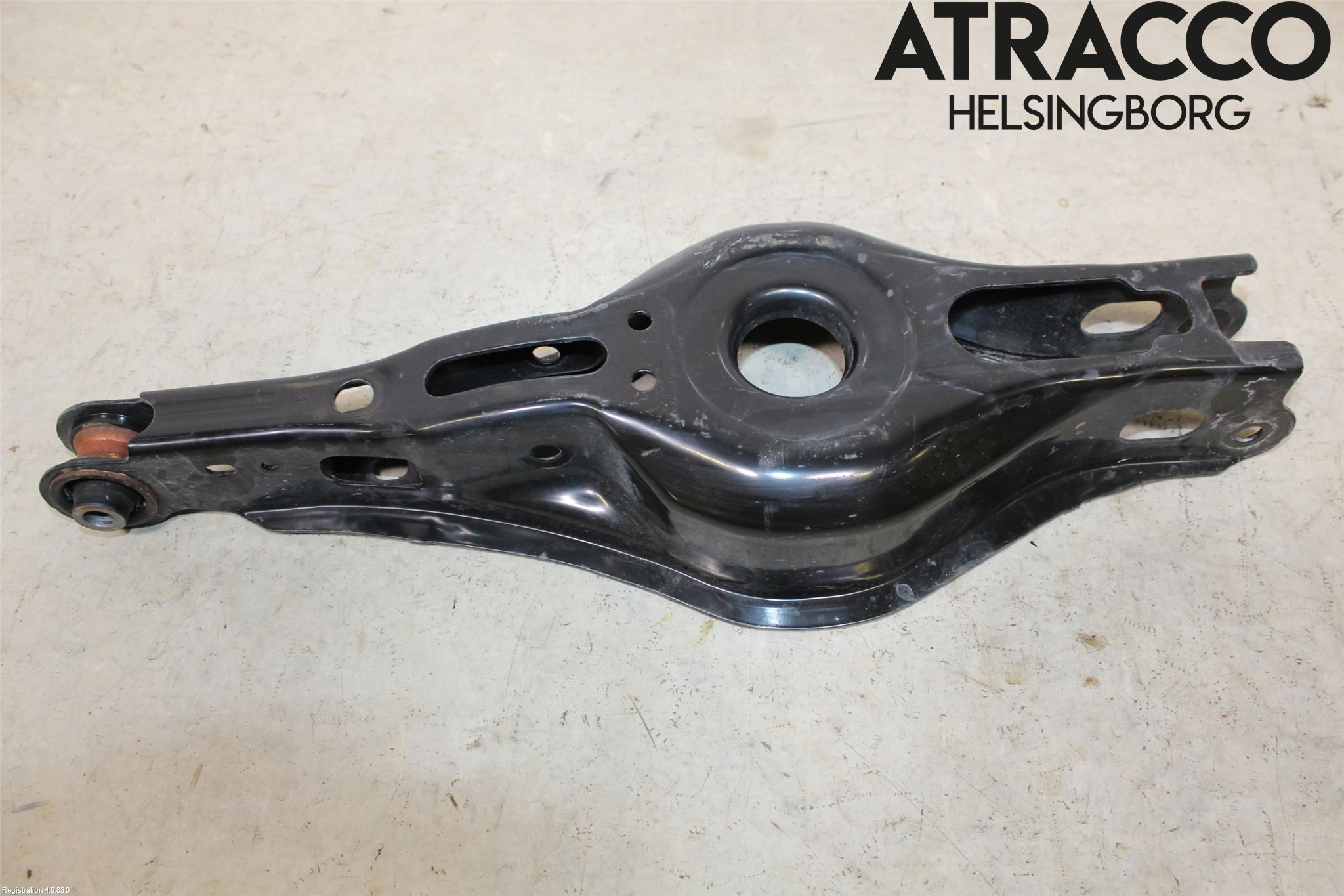 Toyota RAV4 19- Bärarm Bak Vänster