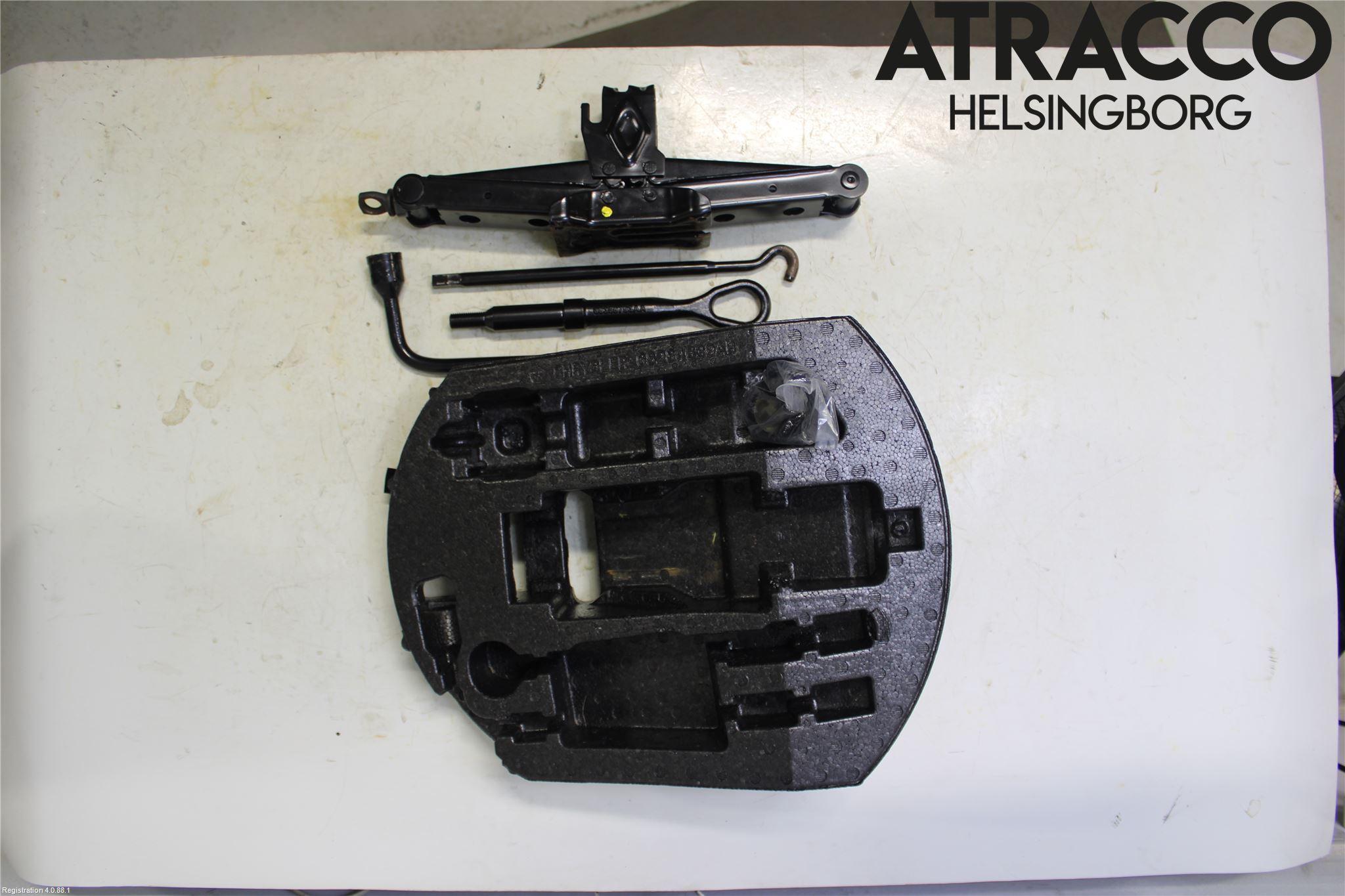 Jeep GRAND CHEROKEE 10-20 Verktygssats
