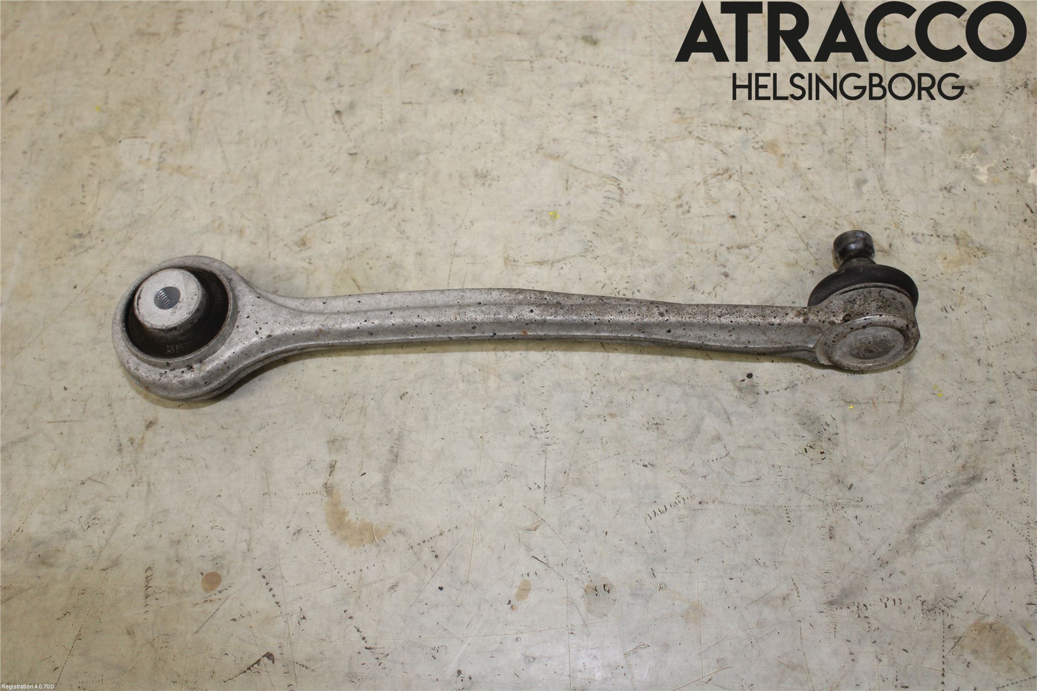 Audi A4/S4 B9 16-19 Bärarm Fram Övre Hö