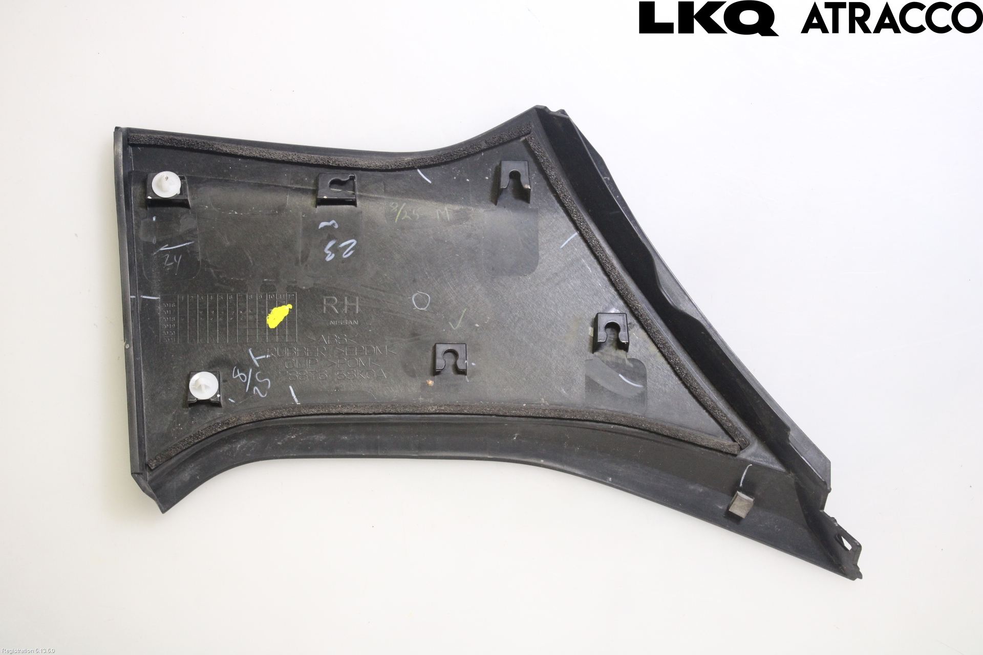 Nissan LEAF 18- Spoiler Baklucka