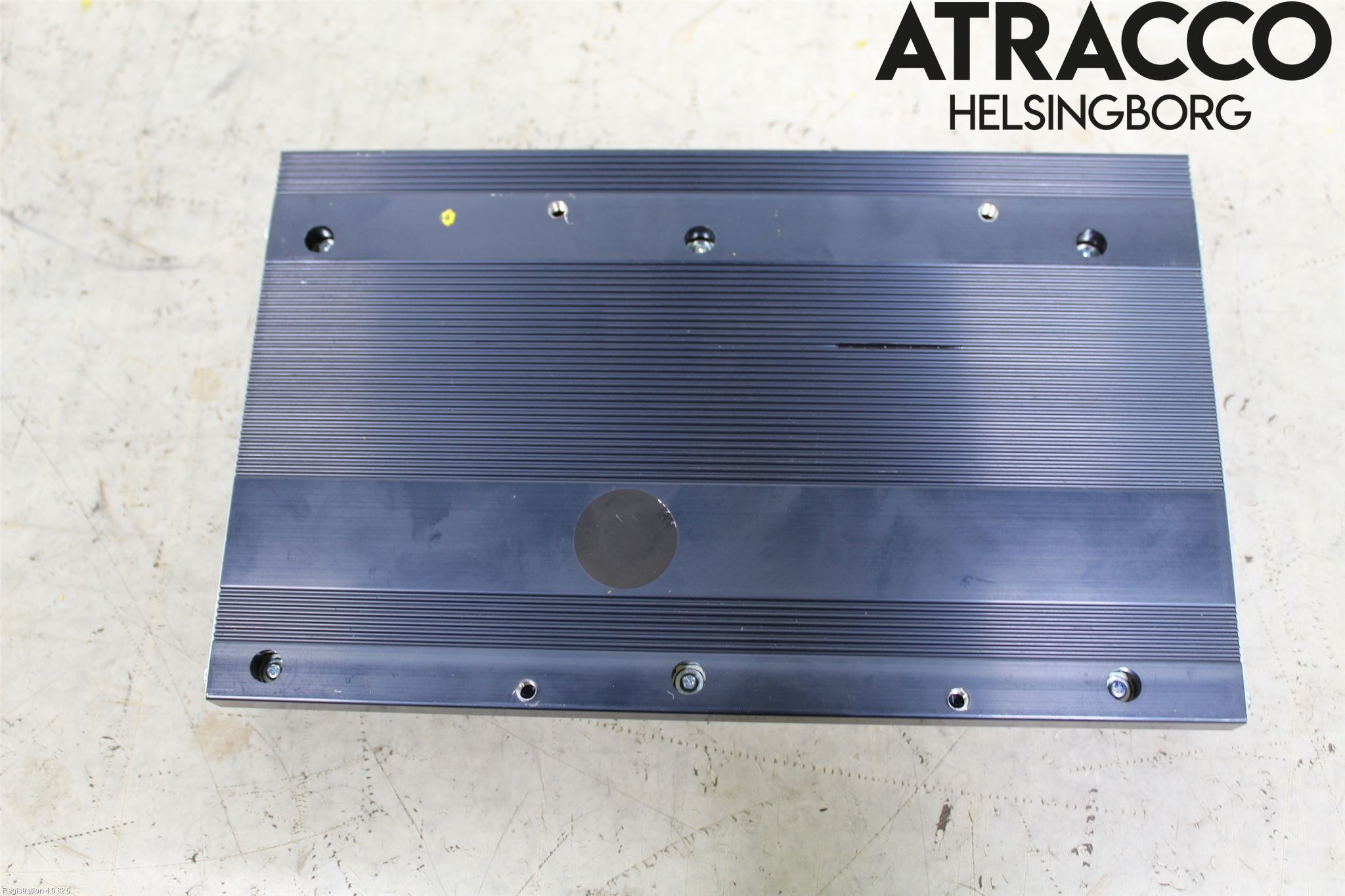 Jeep GRAND CHEROKEE 10-20 Radio-Stereo Förstärkare