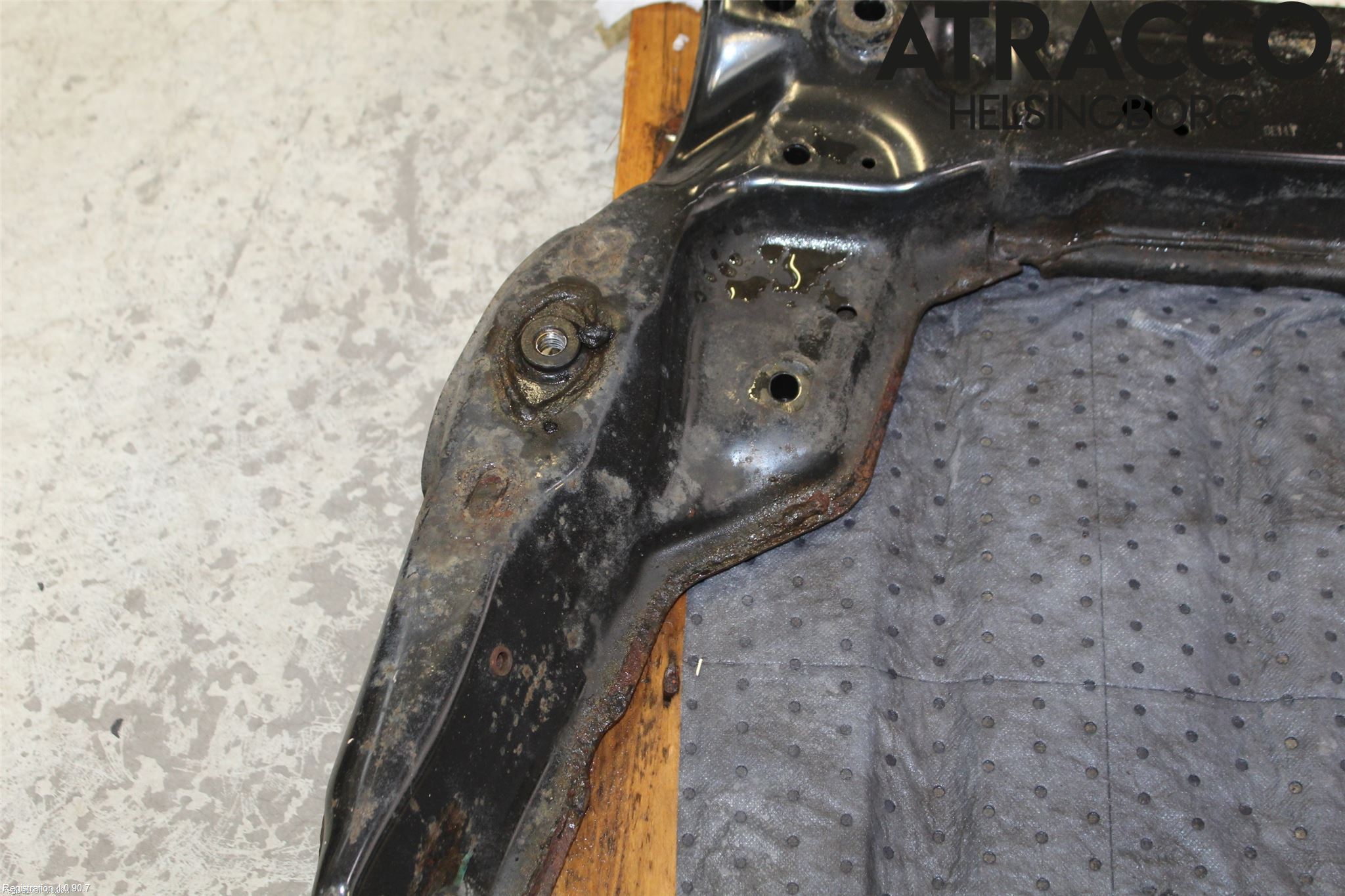 Volvo S60 11-13 Framvagnsbalk