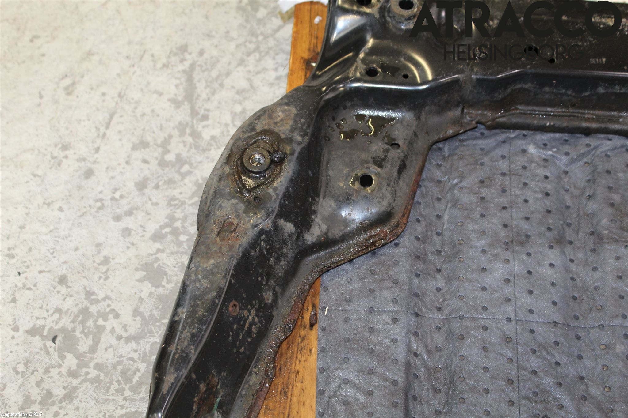 Volvo S60 11-13 Framvagnsbalk