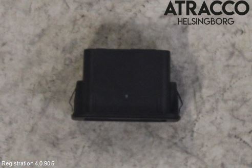 Volvo V70 14-16 Strömställare Baklucka