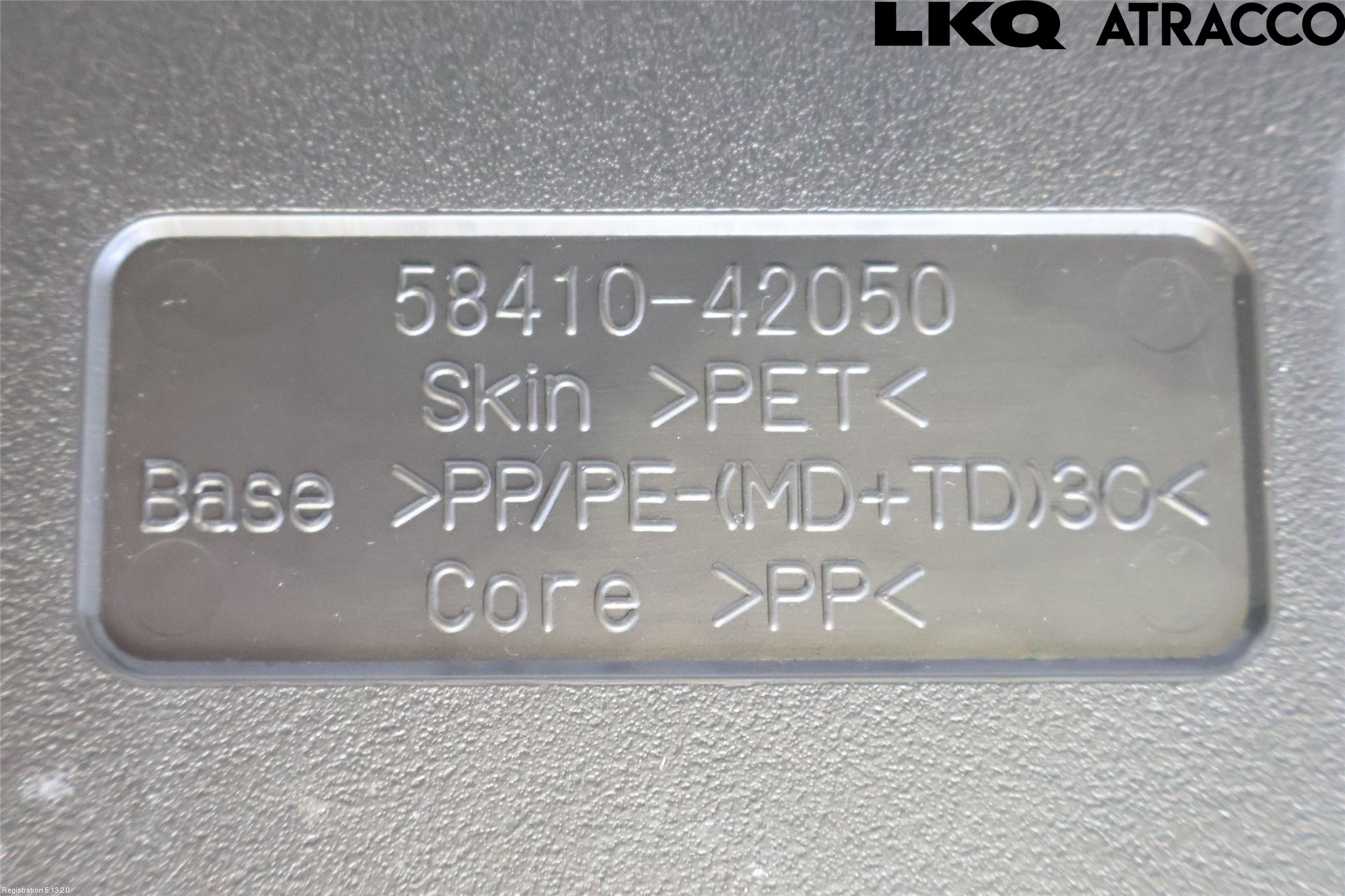 Toyota RAV4 13-18 Inrbagagerumklädsel-Golv