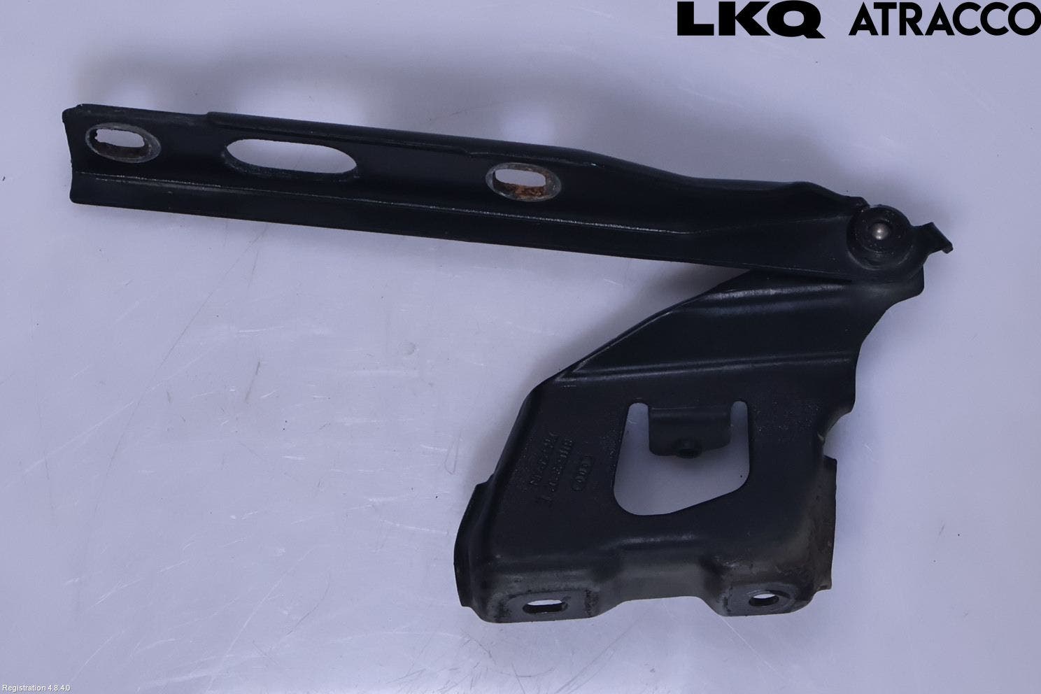 Audi A5 07-16 Huvgångjärn