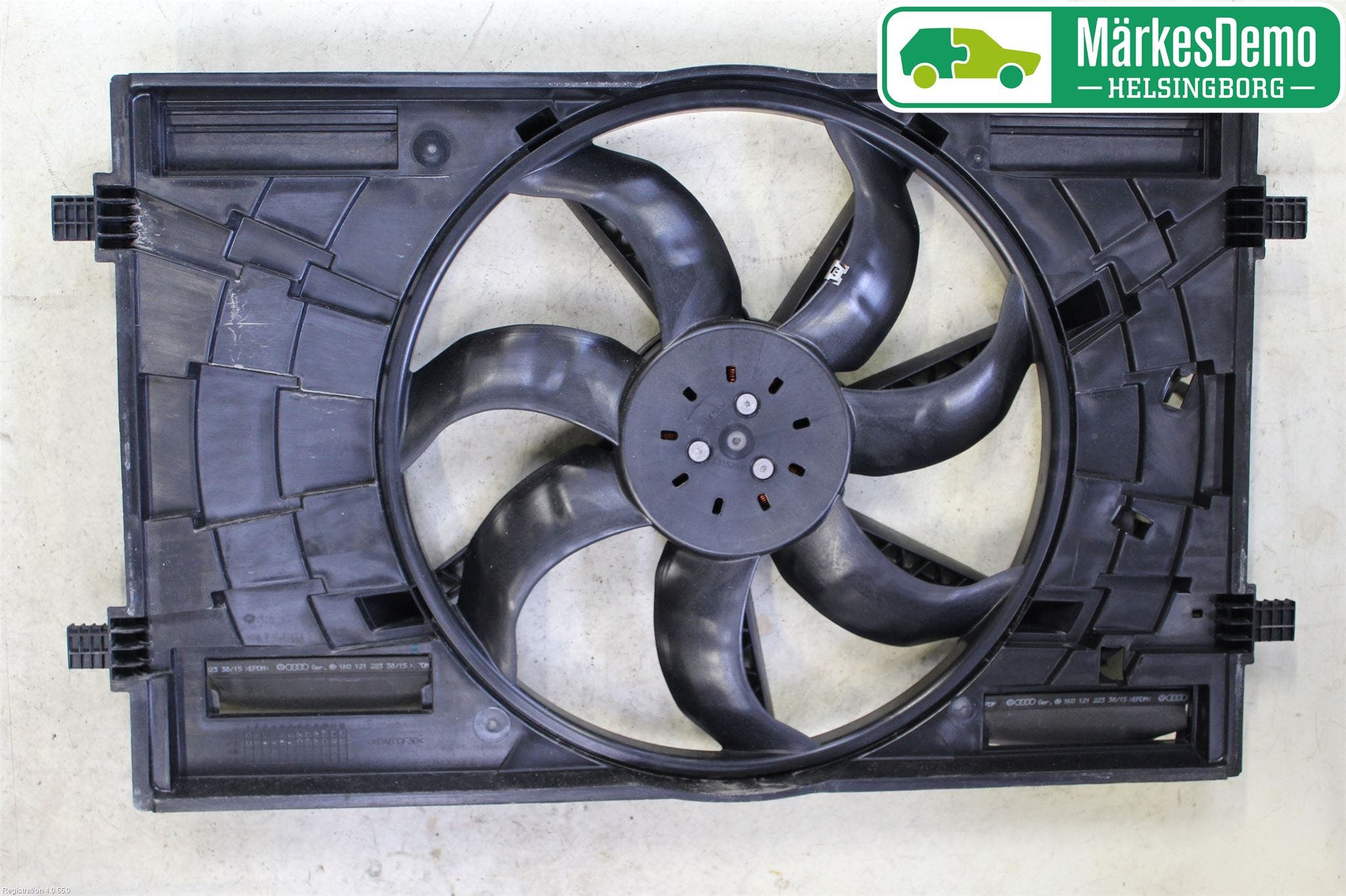 Volkswagen VW PASSAT 15-19 Kylfläkt El