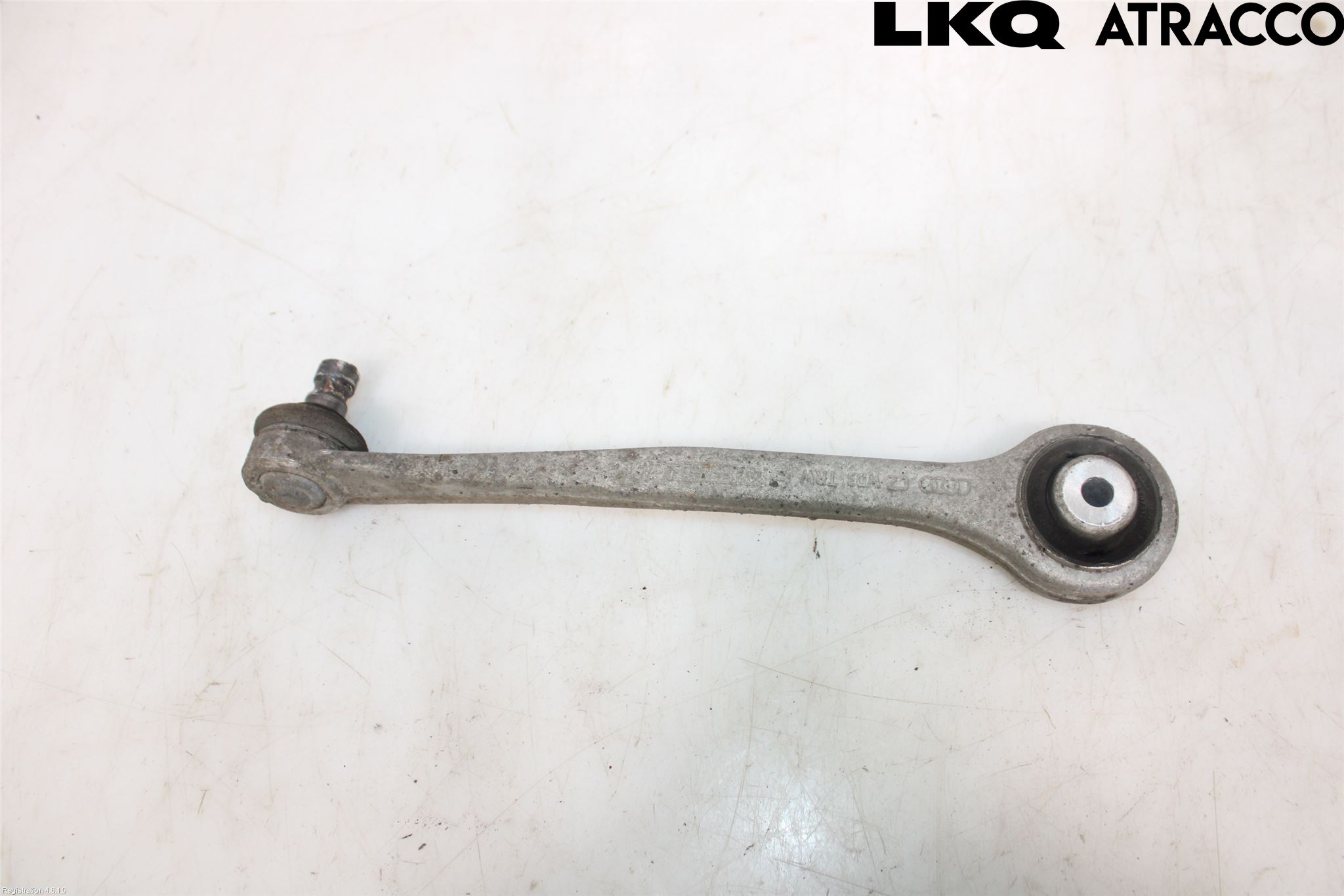 Audi A4 12-15 Bärarm Fram Övre Vä