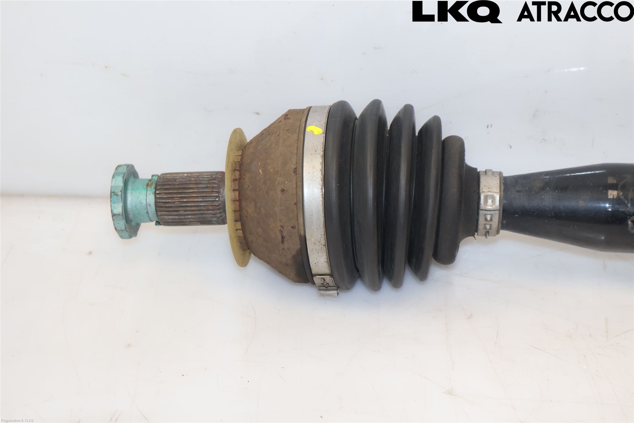 Volkswagen VW T-CROSS 19- Drivaxel Fram Höger