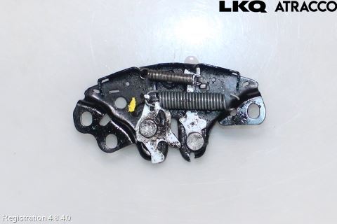 Nissan LEAF 18- Huvlås