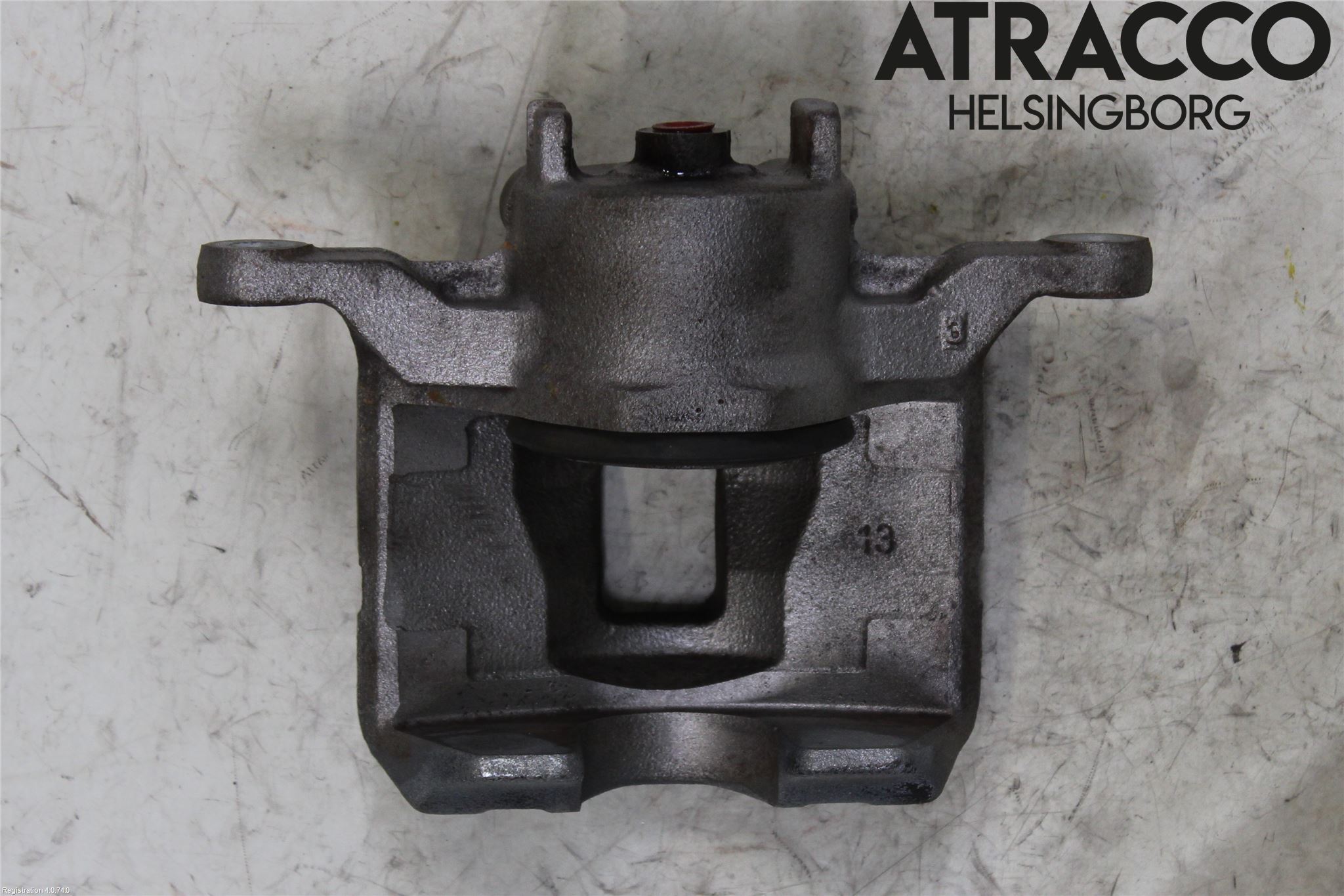 Mitsubishi L200 16-23 Bromsok Fram Höger