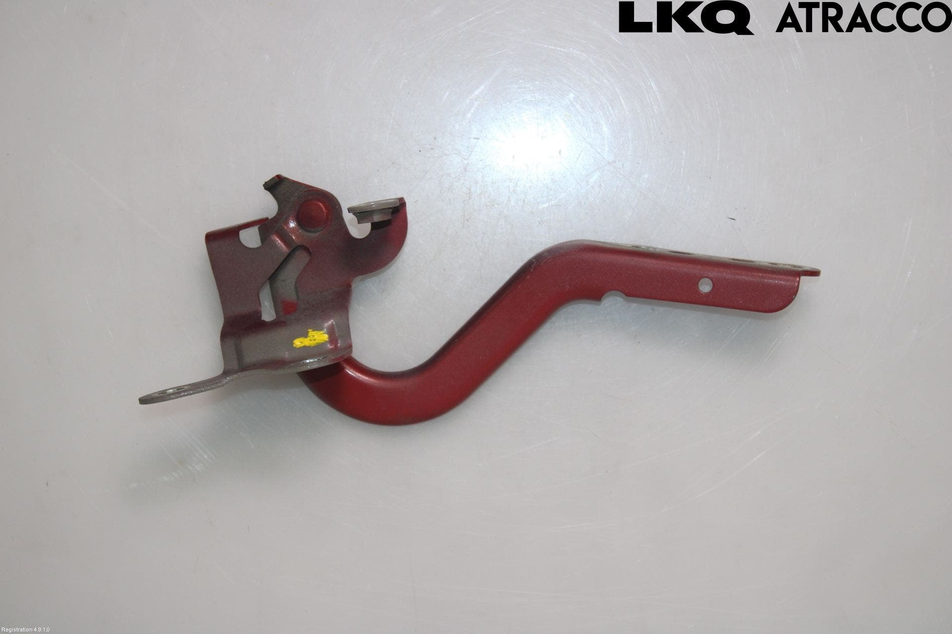 Toyota YARIS XP130 12-14 Huvgångjärn