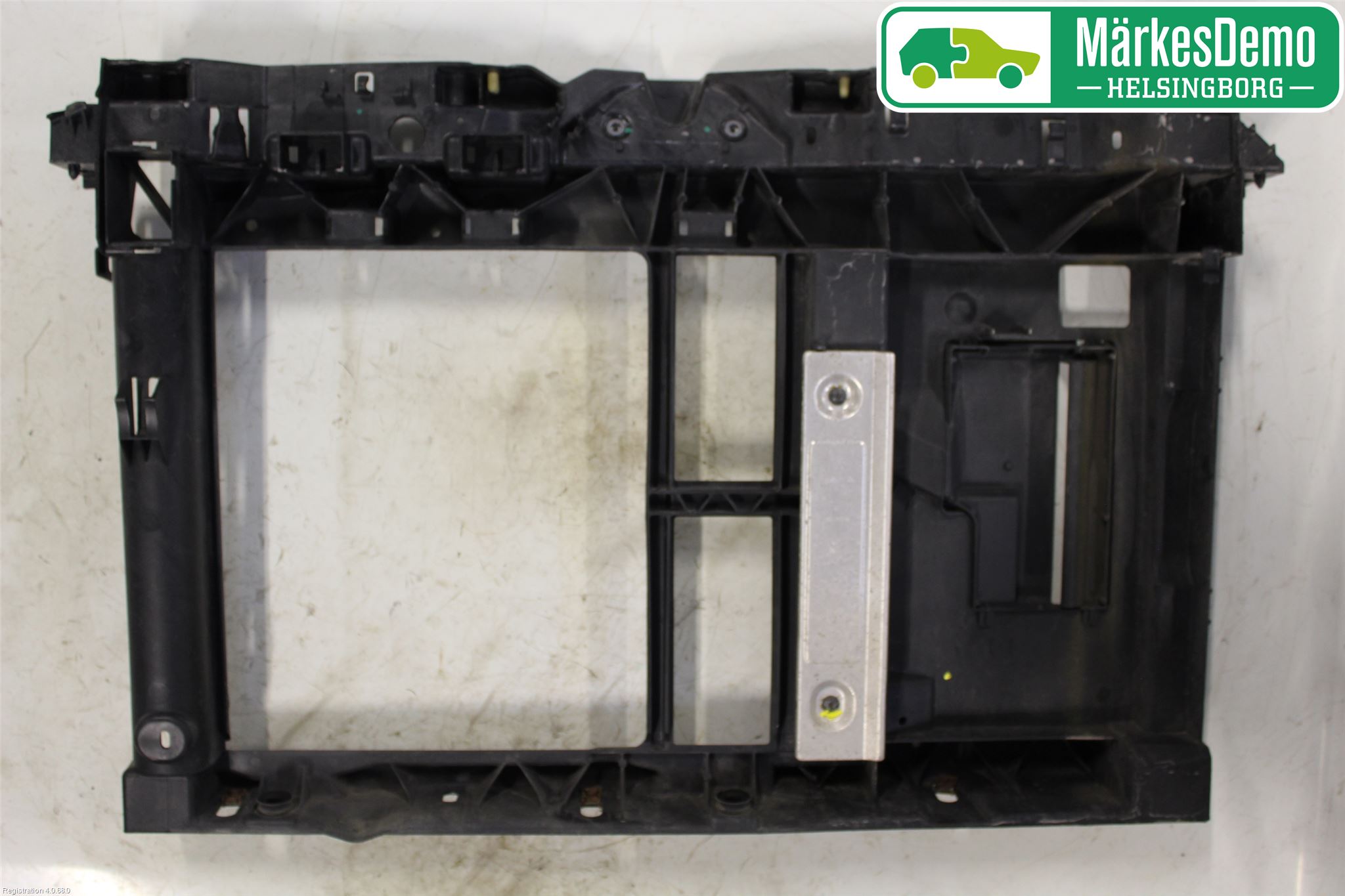 Peugeot 208 12-15 Frontplåt