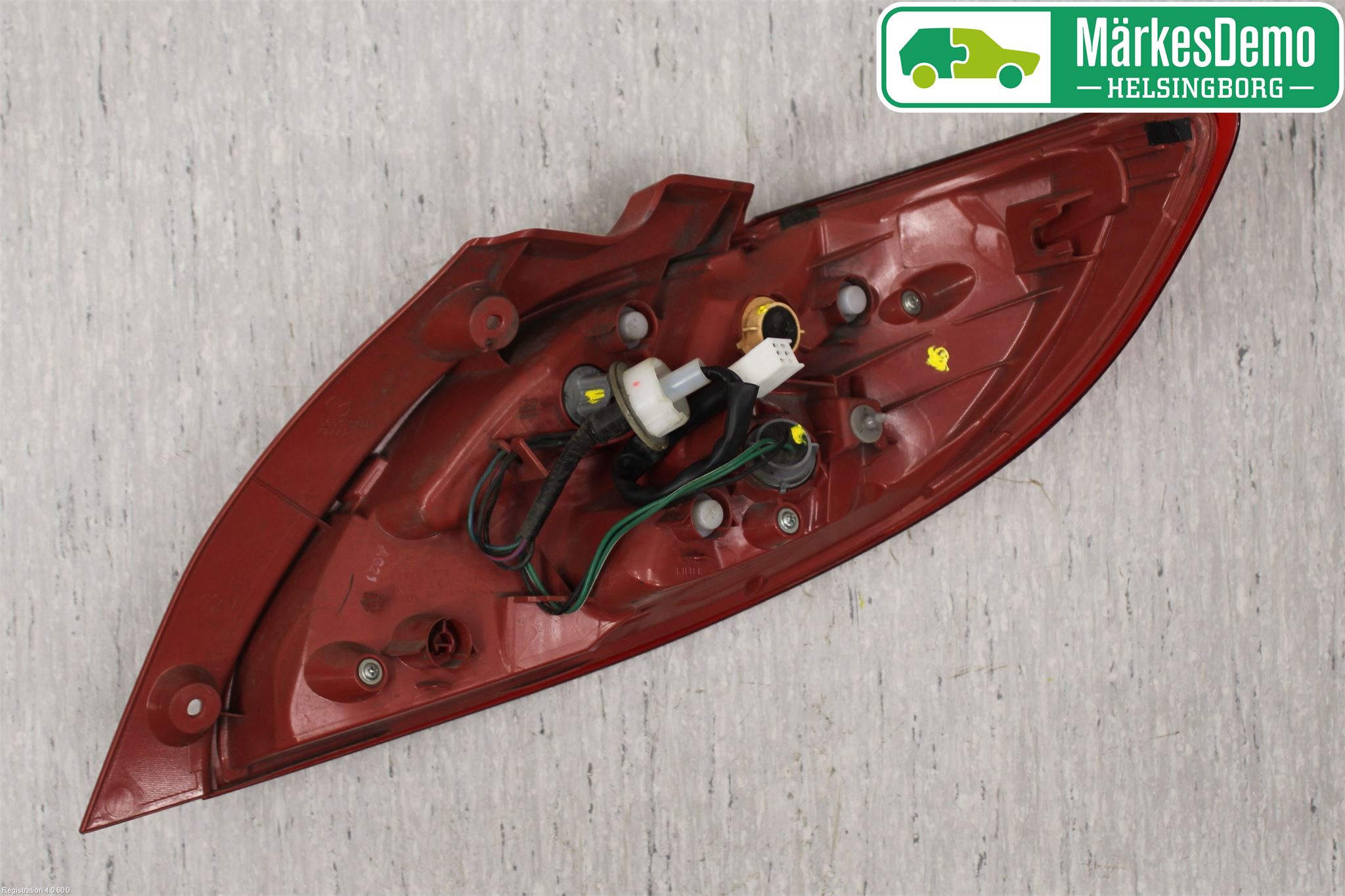 Mazda 2 (DE) 08-15 Bakljus Vänster