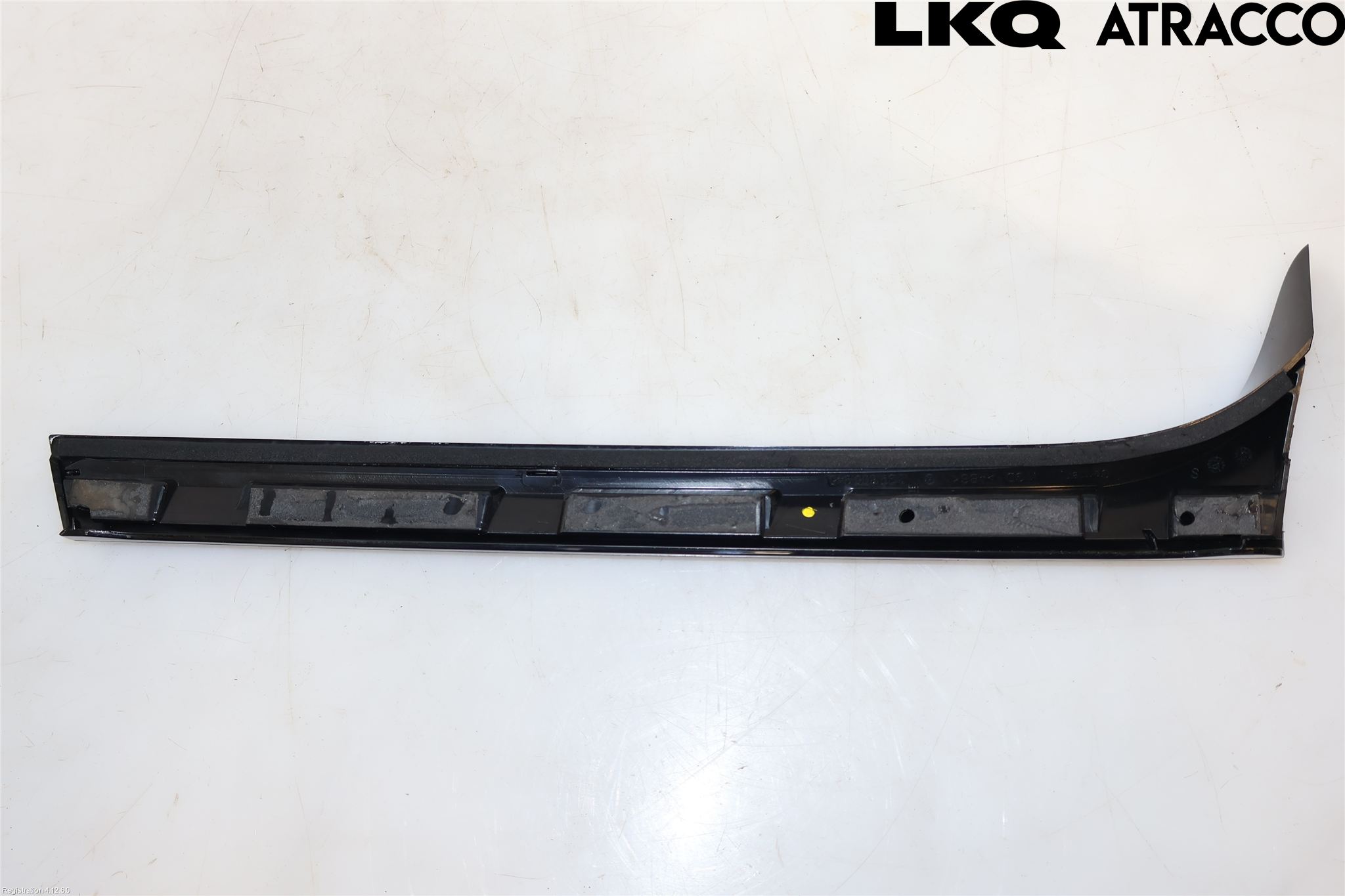 Volkswagen VW PASSAT 20-24 Spoiler Baklucka