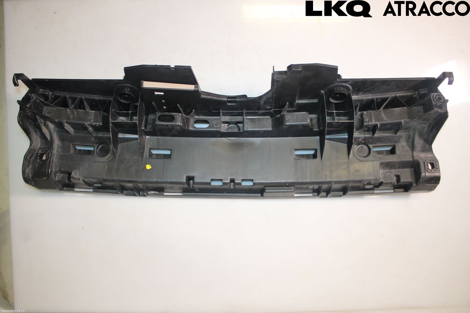Renault KANGOO II 15-21 Front Huvlåsplåt-Balk