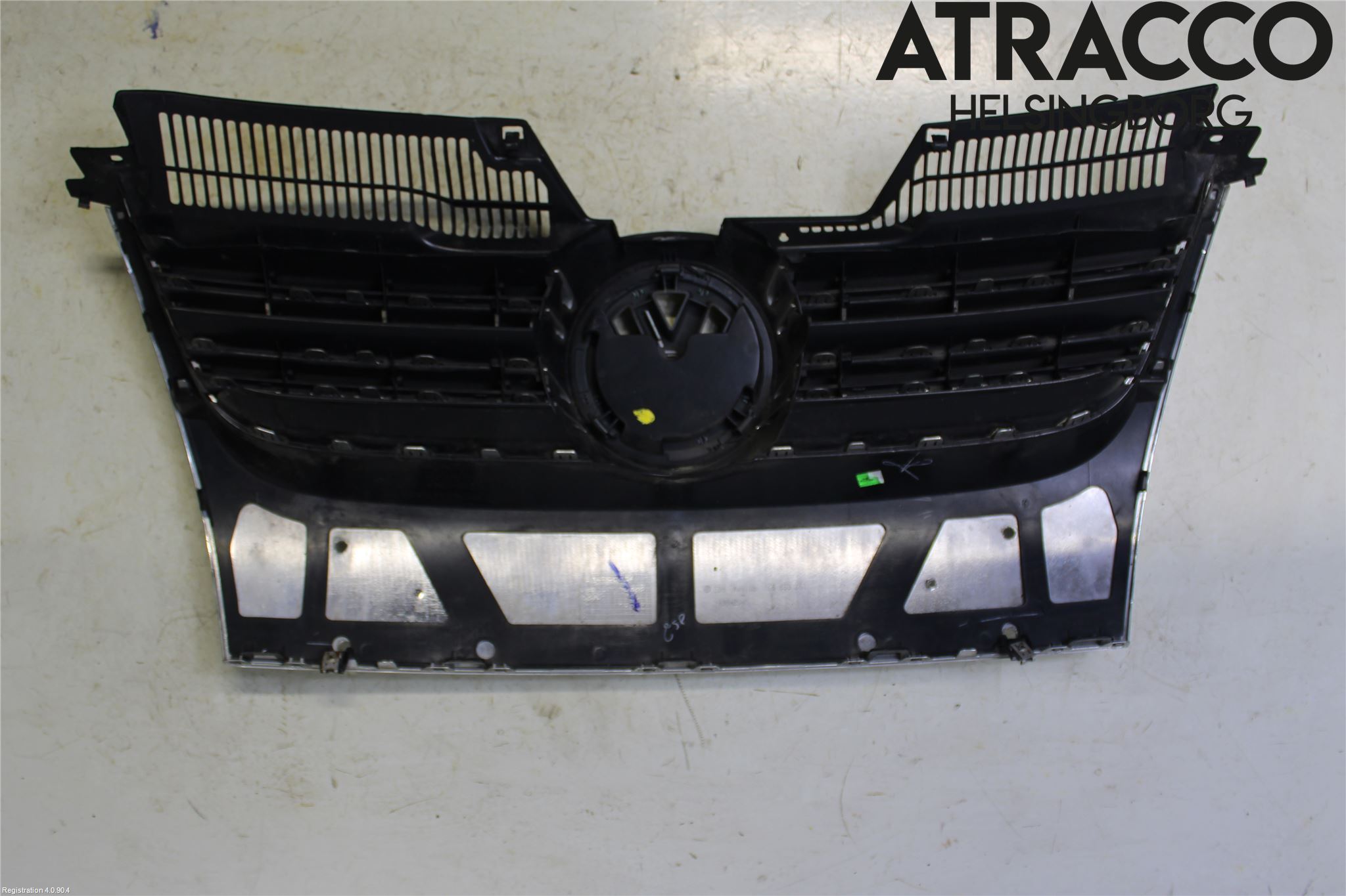 Volkswagen VW GOLF V 04-09 Grill Komp